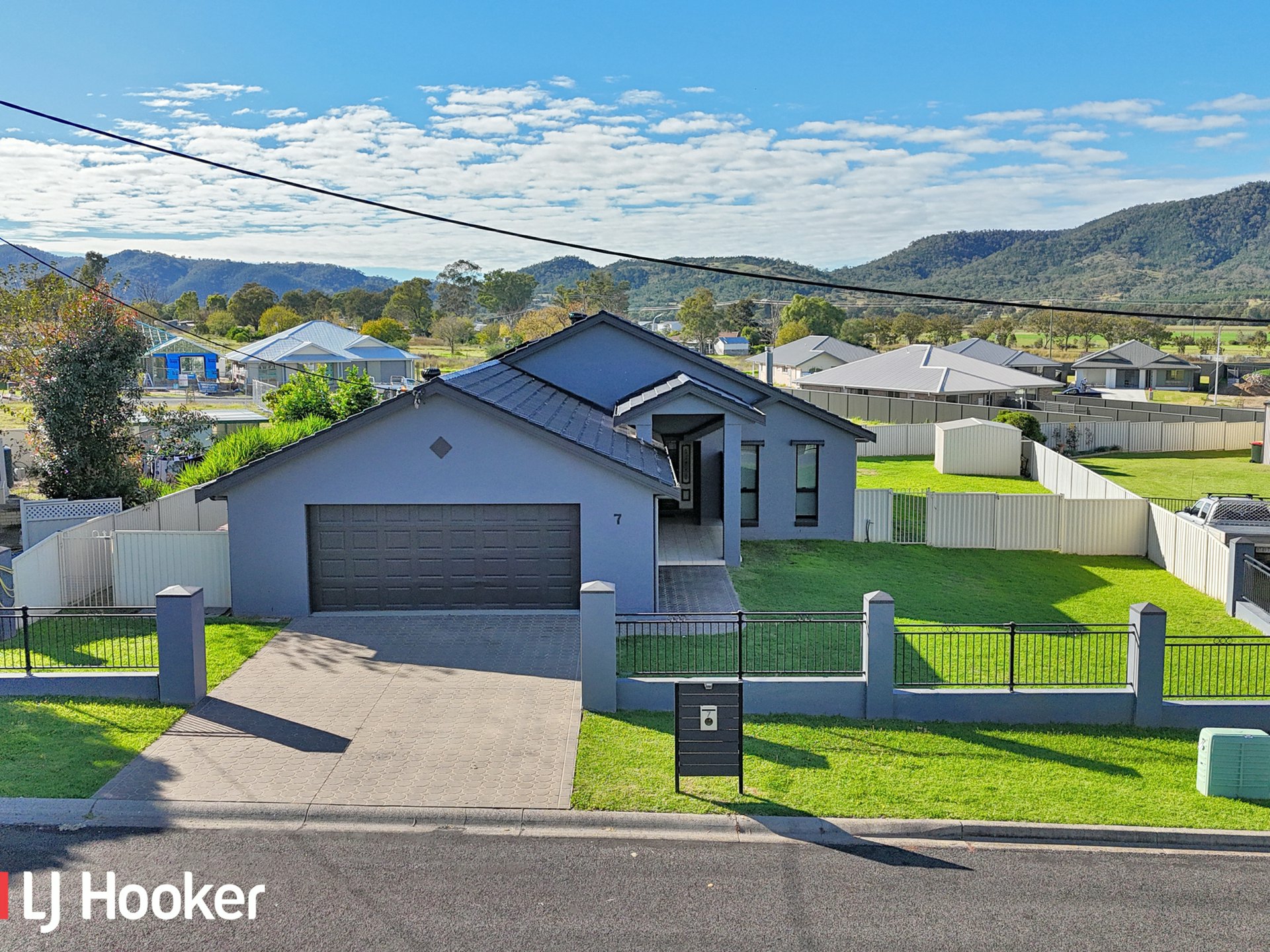 7 Banksia Close, KOOTINGAL