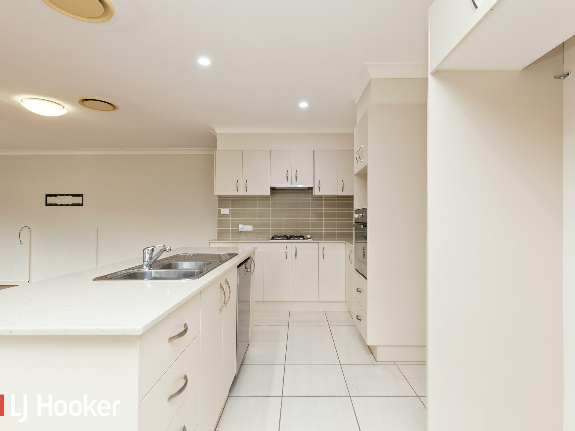 5 Kalinda Place, HILLVUE
