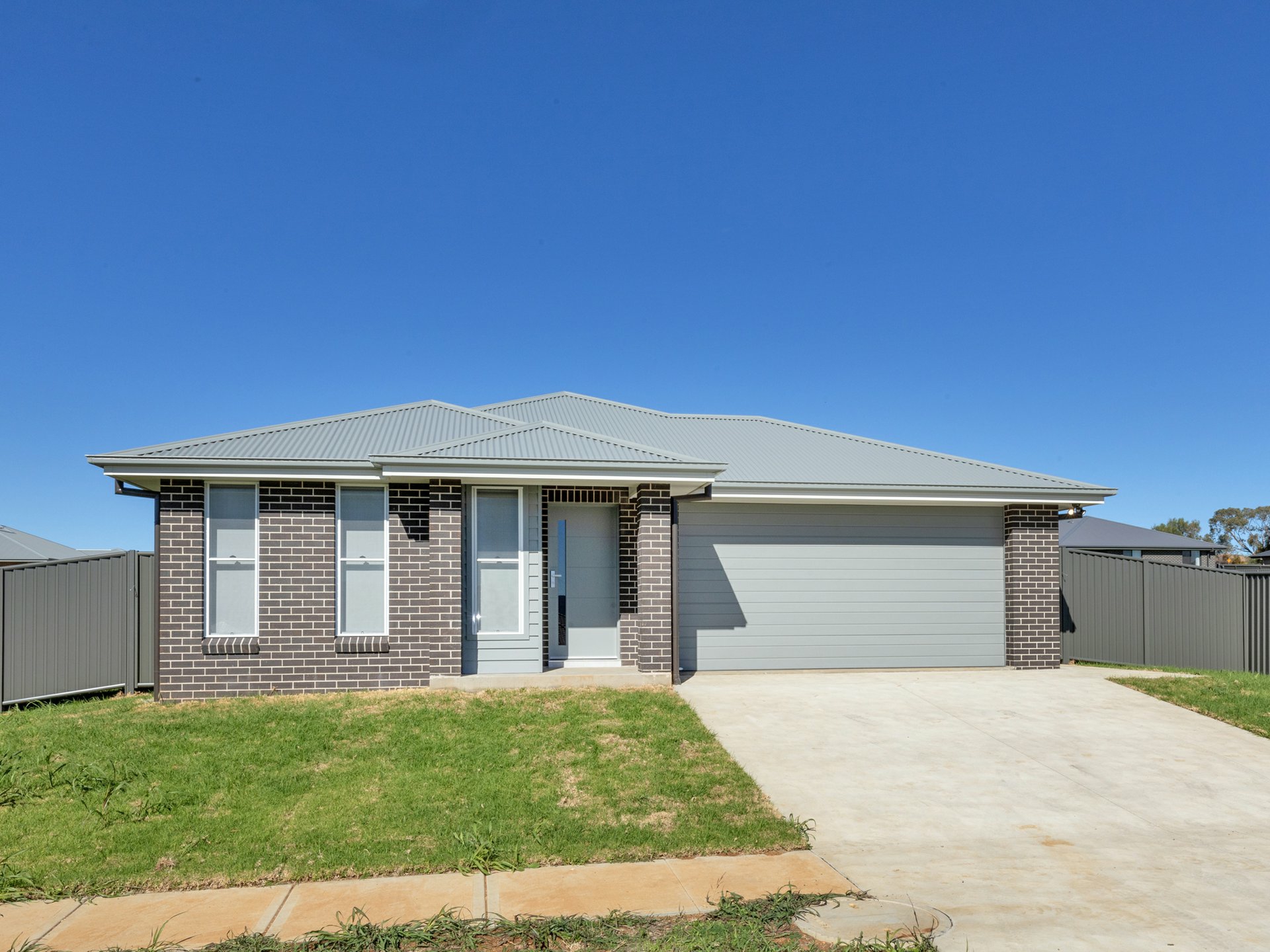 7 Hanbury Drive, NORTH TAMWORTH