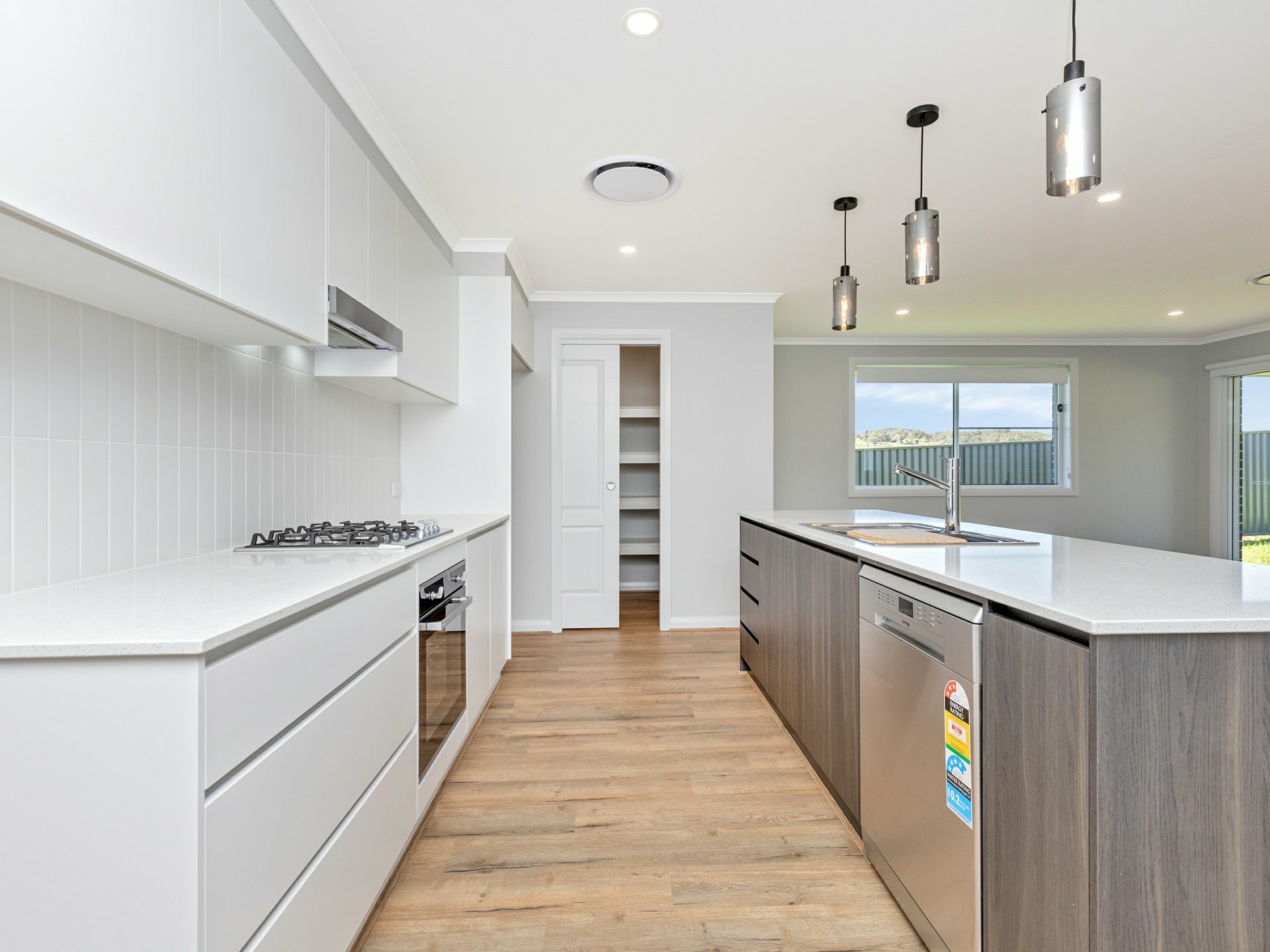 7 Hanbury Drive, NORTH TAMWORTH