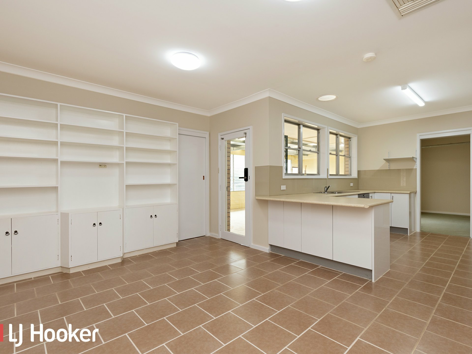 62 Panorama Road, CALALA