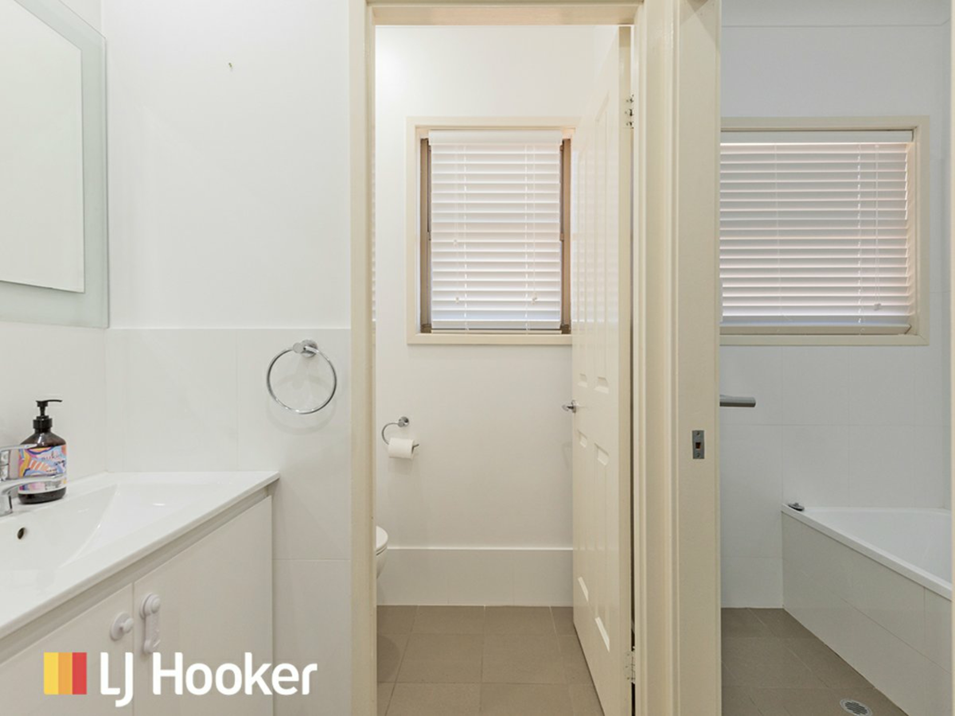 14 Caloola Street — photo 5 of 21