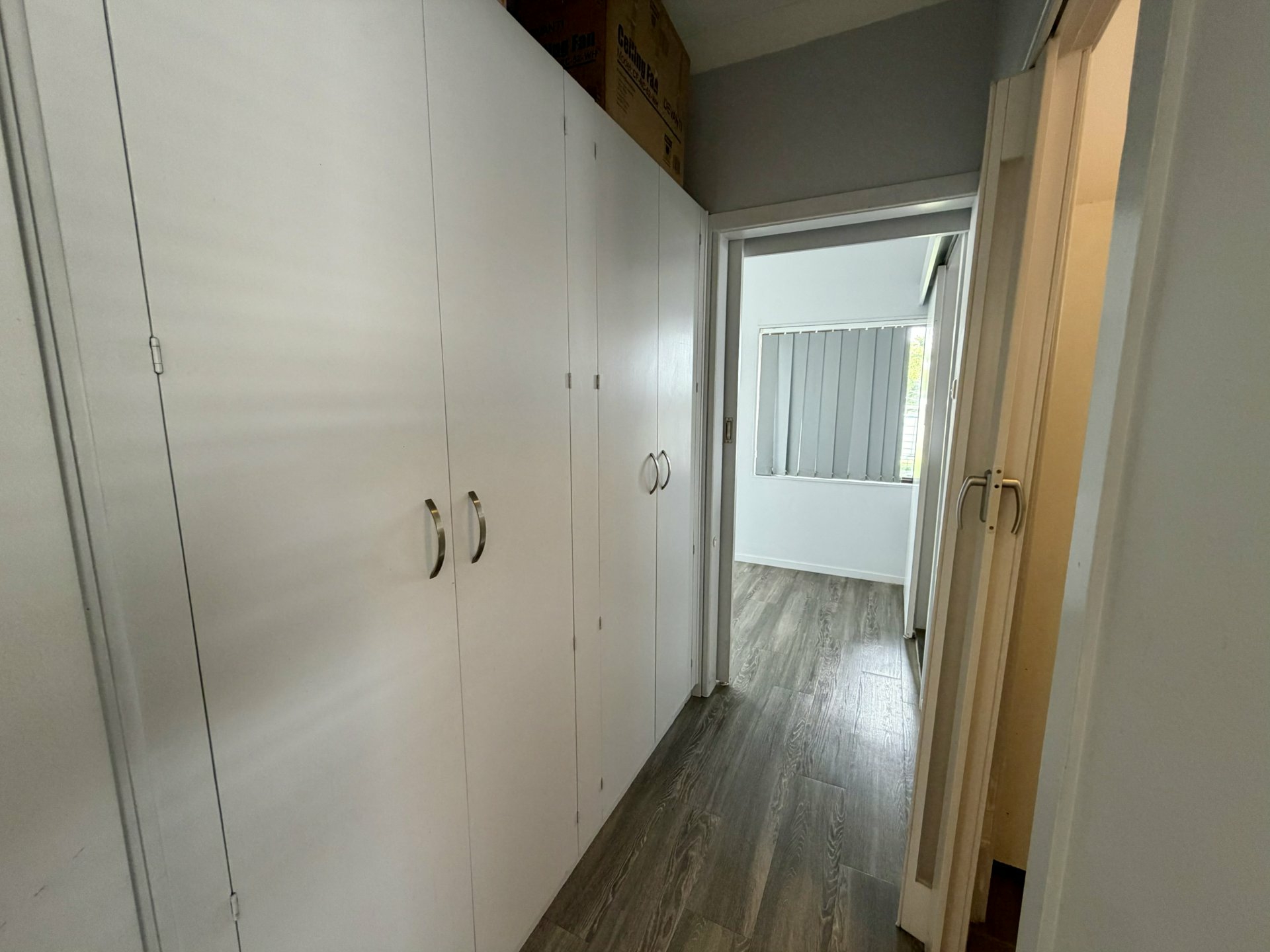 32 Robert Street — photo 7 of 10