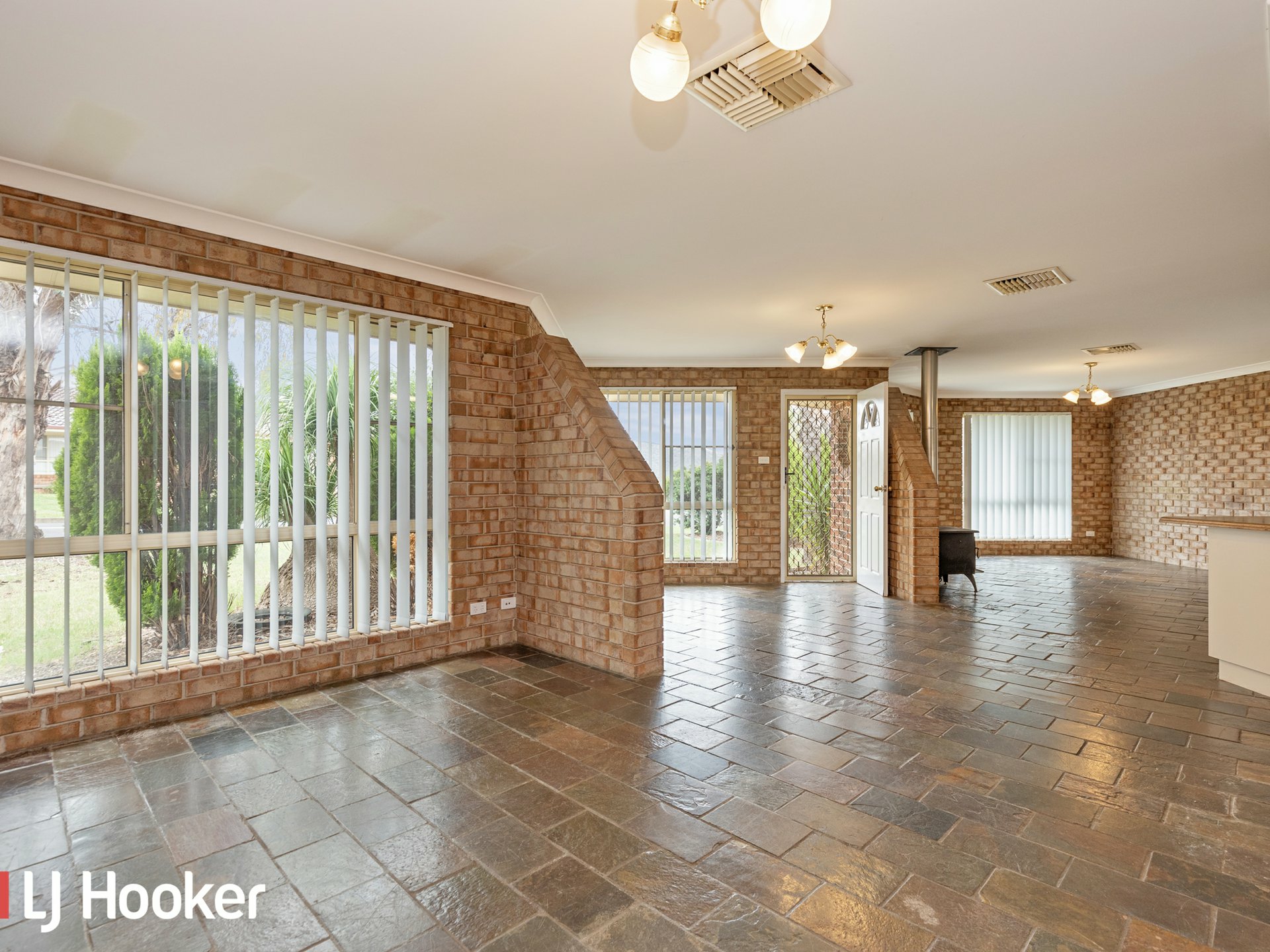 43 Allawah Street — photo 5 of 17