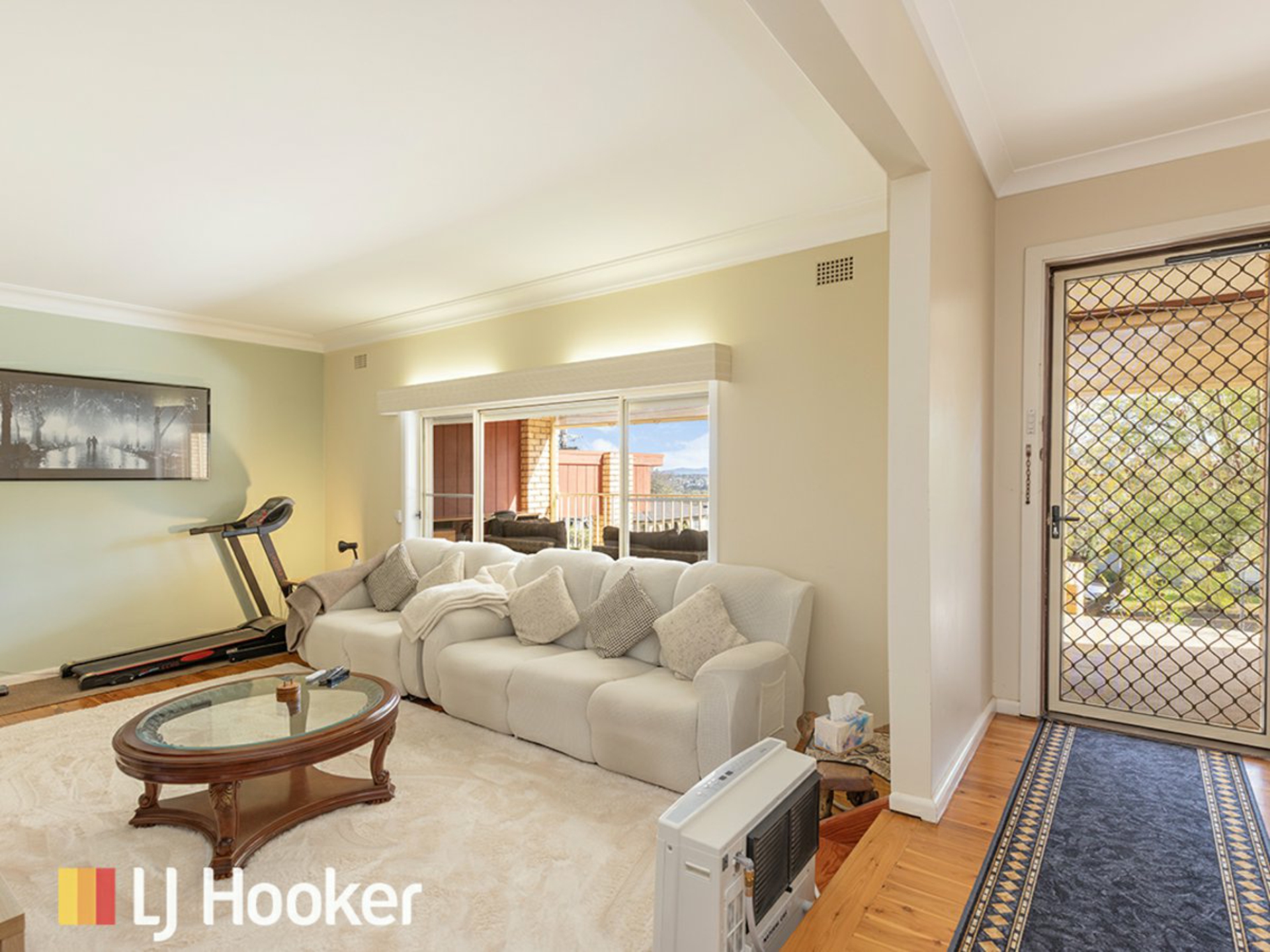 24 Rosedale Avenue — photo 7 of 24