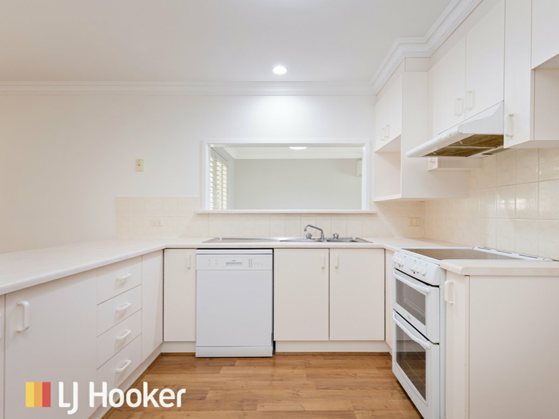 8 Bryan Street — photo 2 of 20