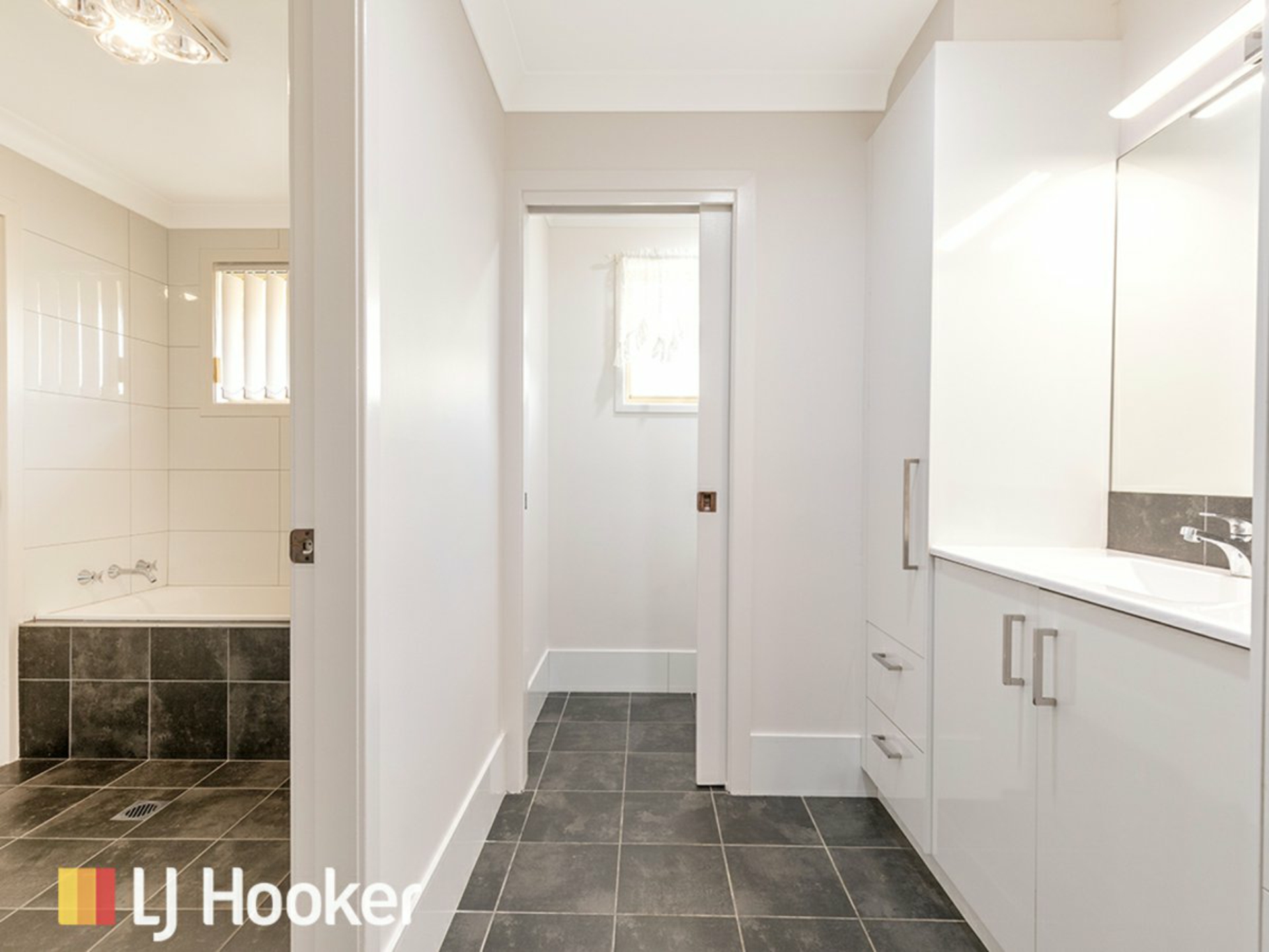 8 Bryan Street — photo 9 of 20