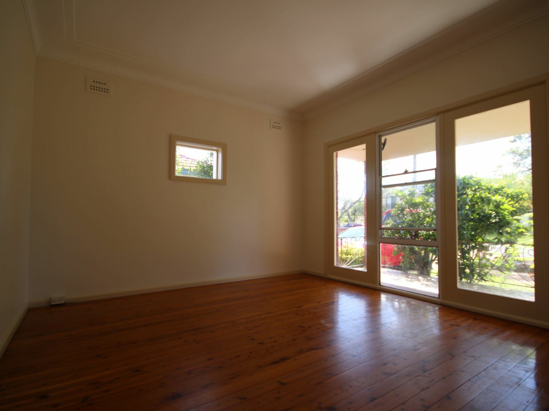 36 Albury Street, YAGOONA