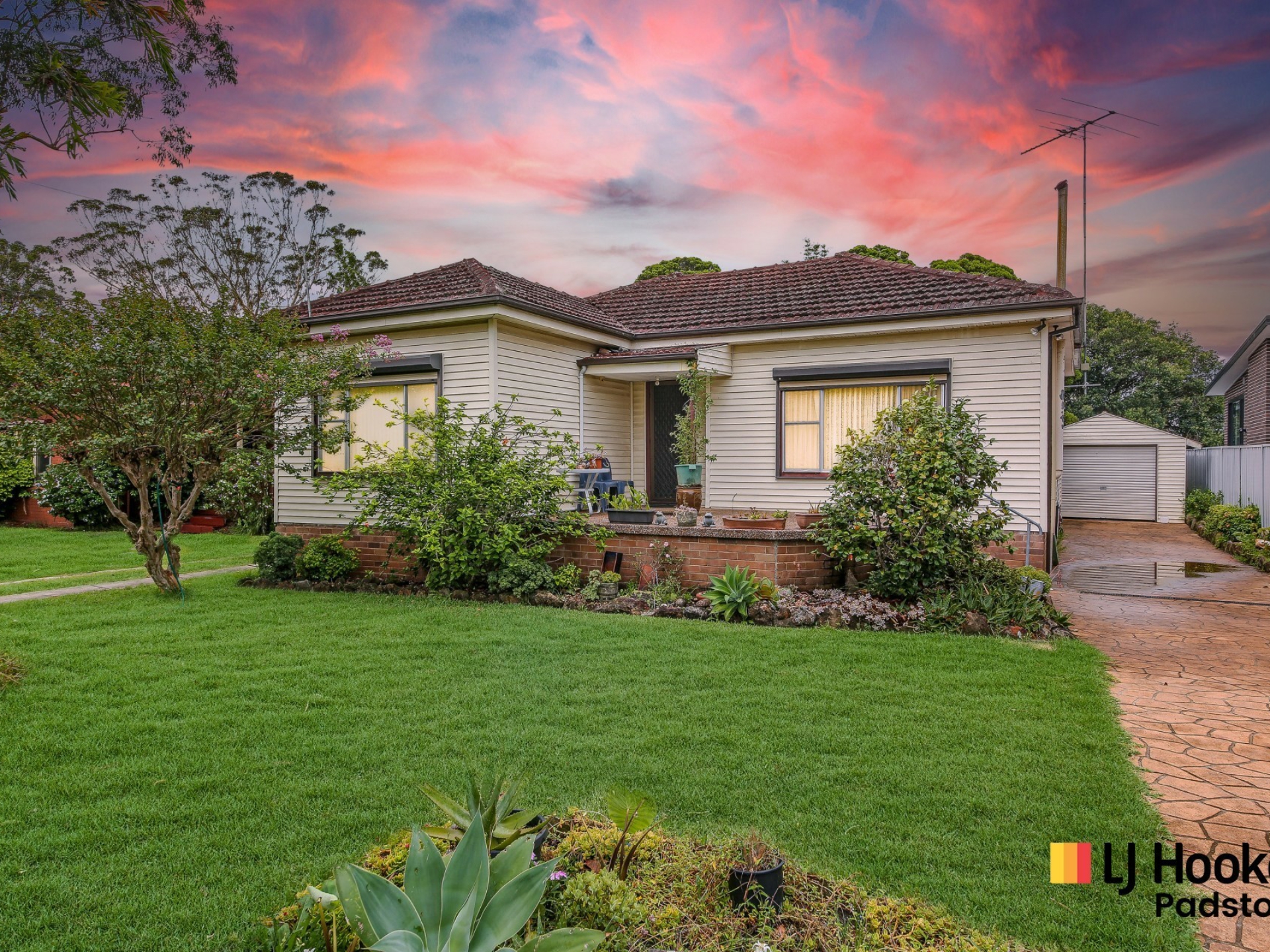 26 Dowding Street, Panania