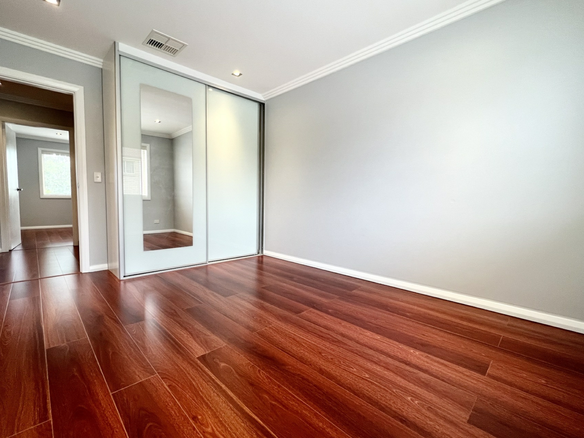 51 Tompson Road, PANANIA
