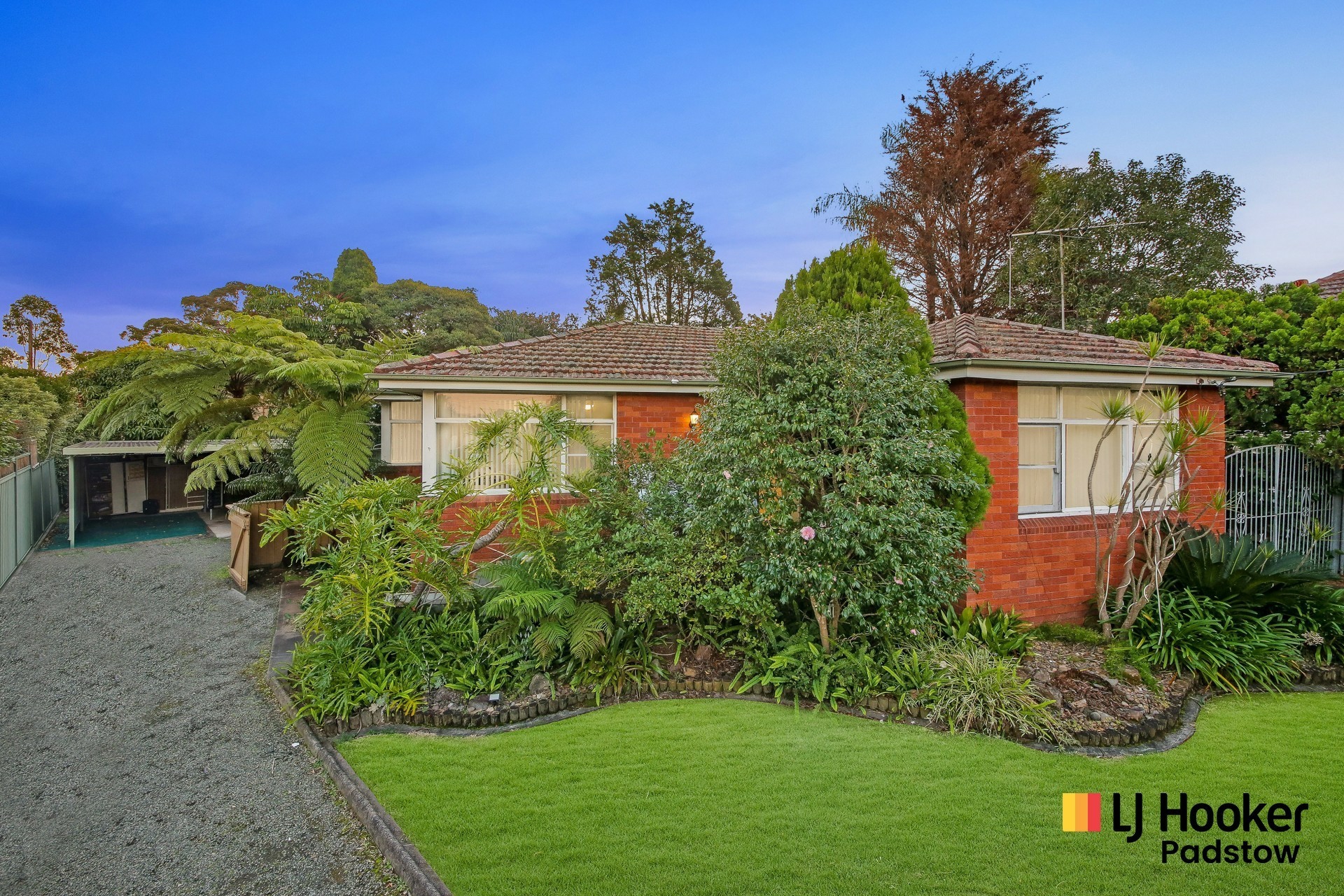 4 Libera Avenue, Padstow