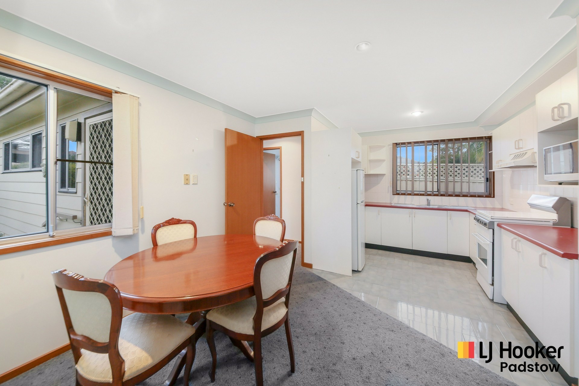 Granny Fla/26 Rivenoak Avenue, PADSTOW