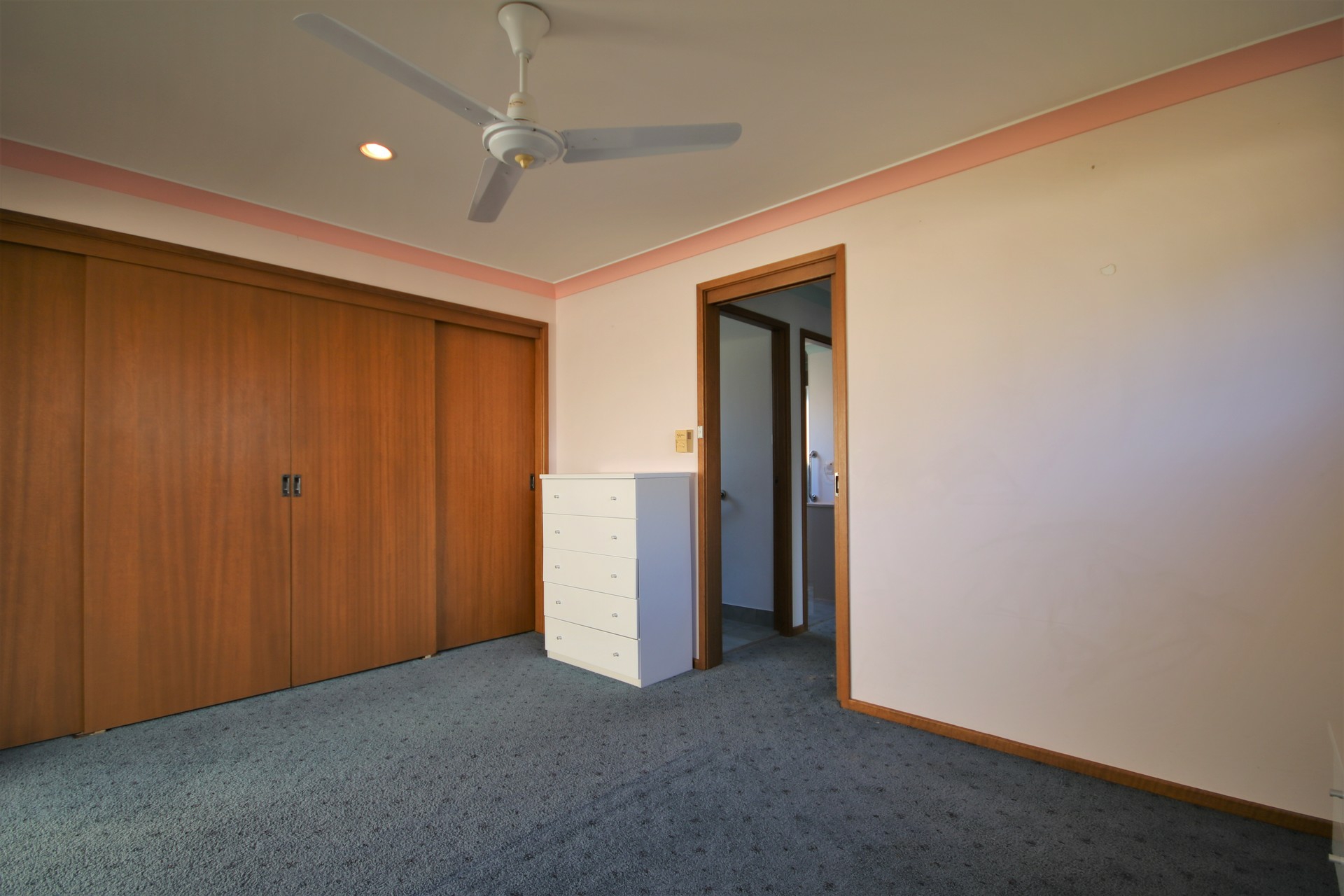 Granny Fla/26 Rivenoak Avenue, PADSTOW