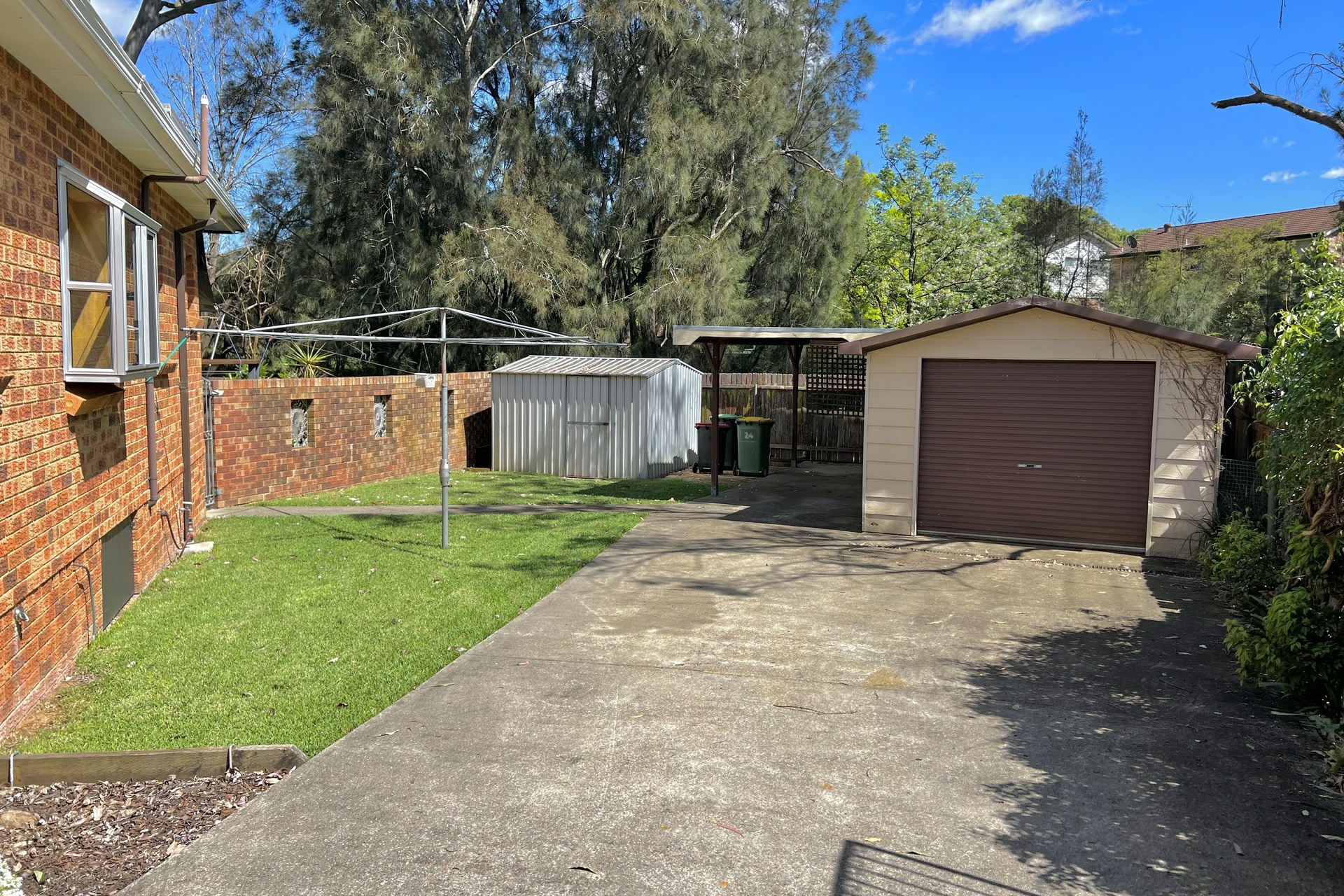 24 Browning Street East Hills NSW