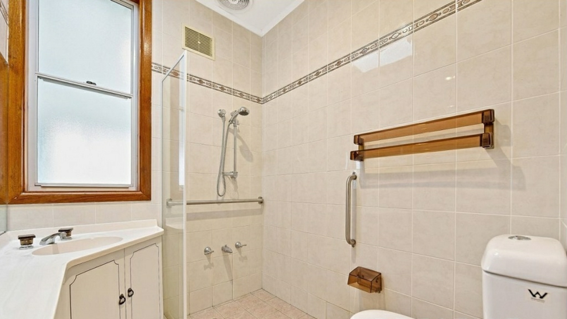 3 Basil Street, RIVERWOOD