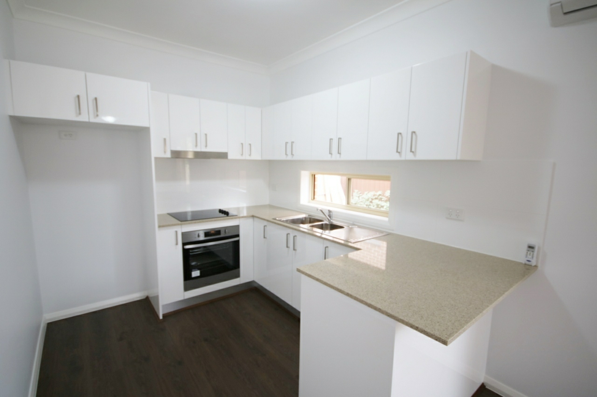 65A Orient Road, PADSTOW