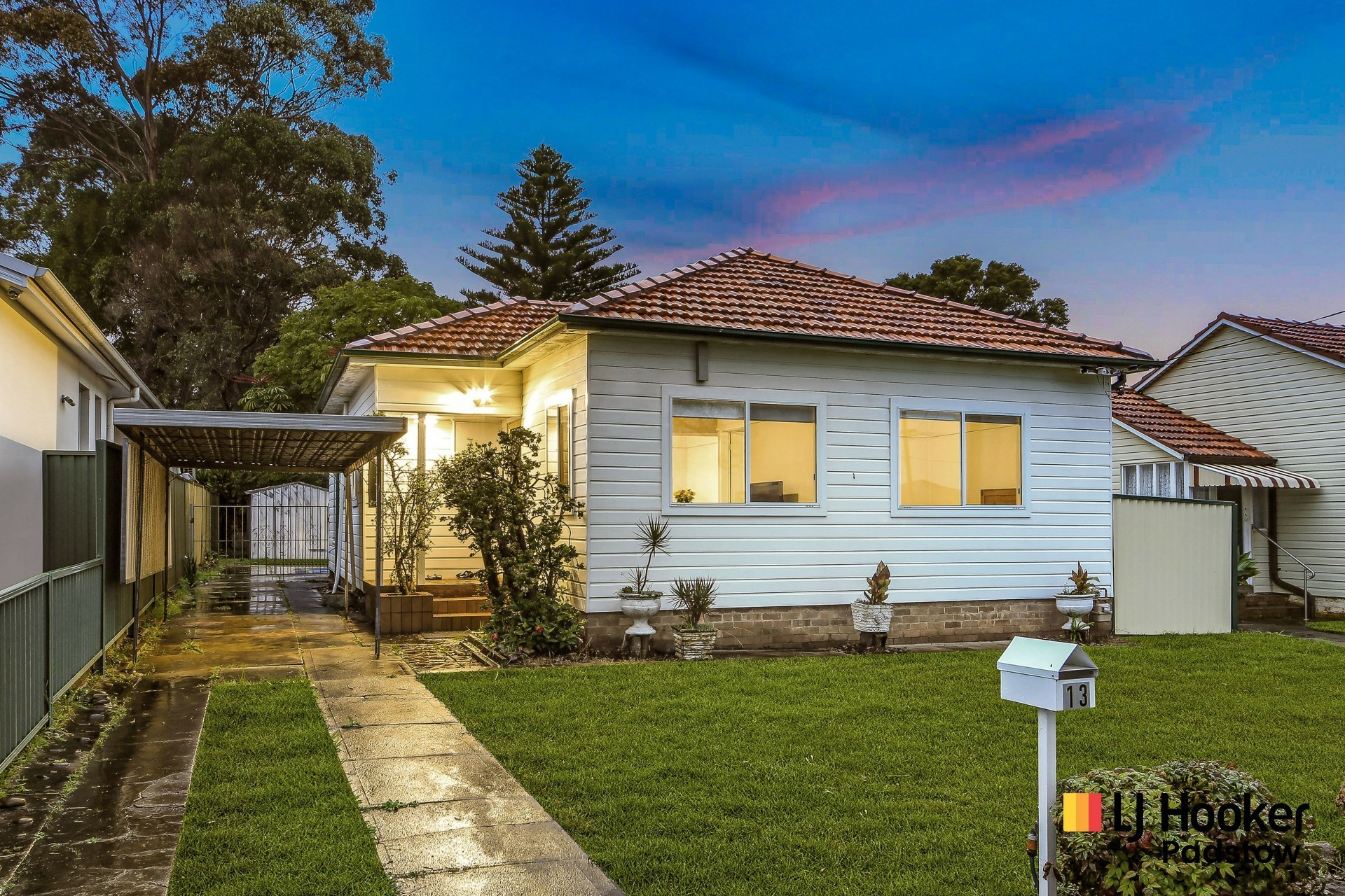13 Lang Street, Padstow