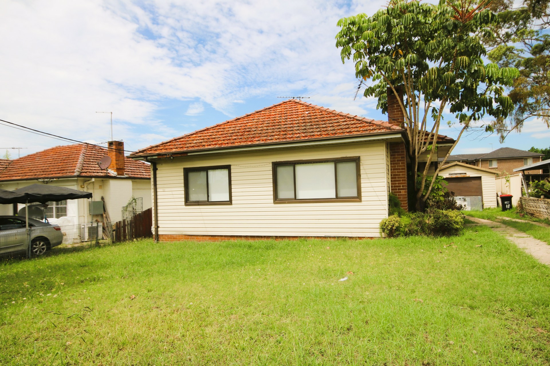 18 Tobruk Avenue, LIVERPOOL