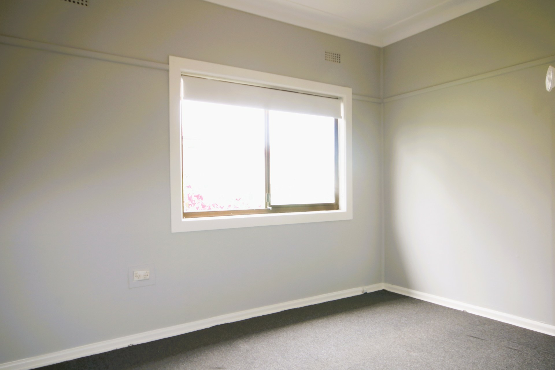 18 Tobruk Avenue, LIVERPOOL