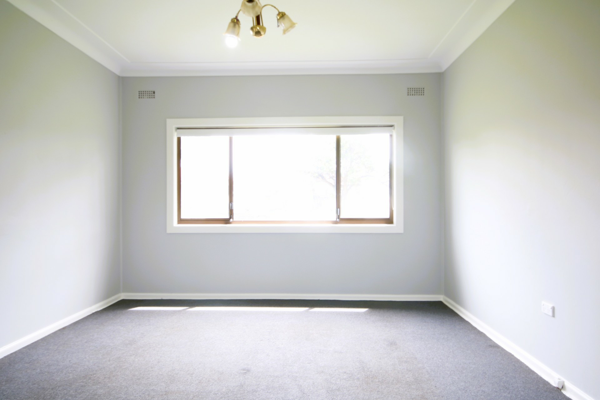 18 Tobruk Avenue, LIVERPOOL