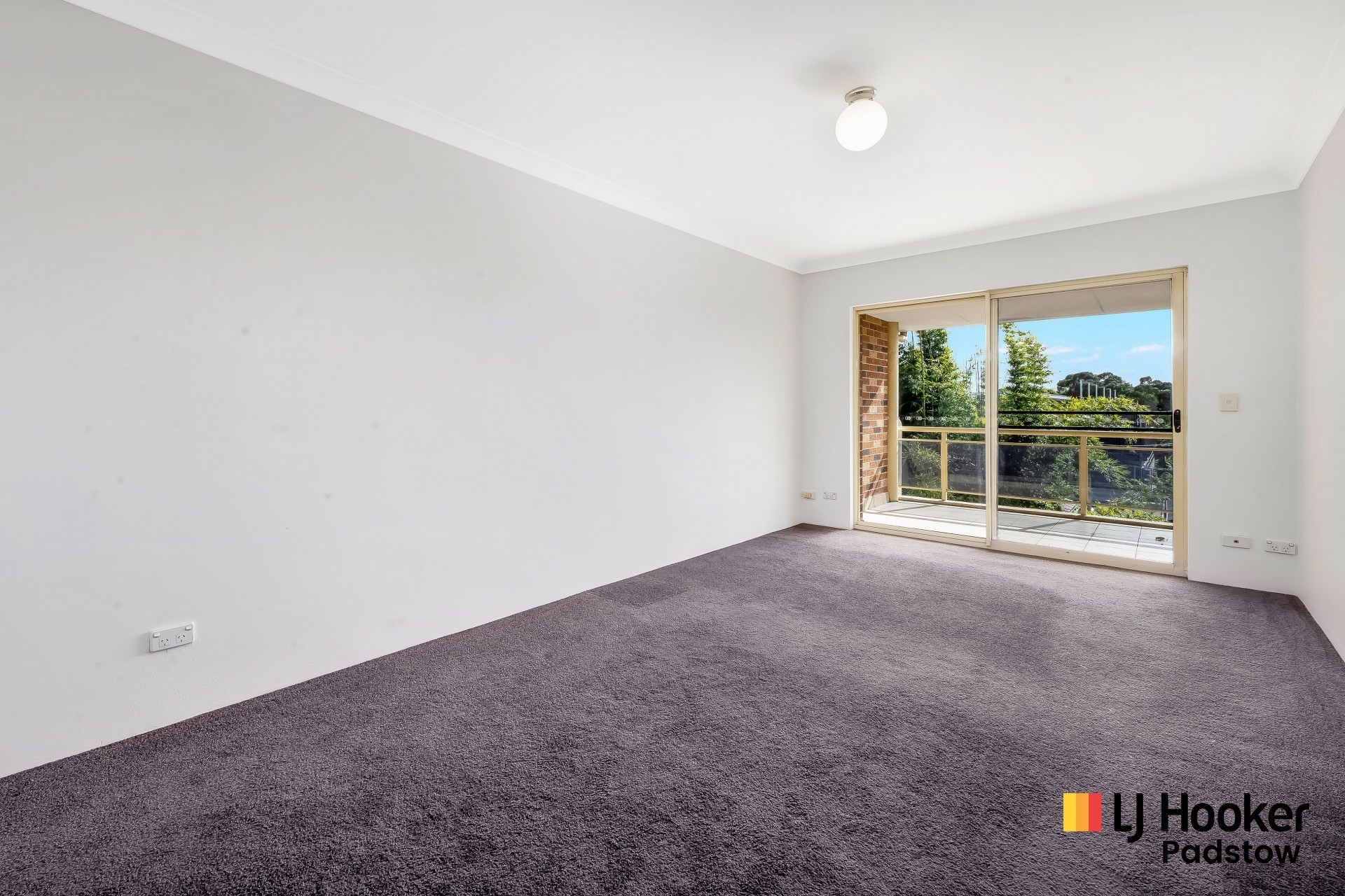 16/11 Webb Street, RIVERWOOD