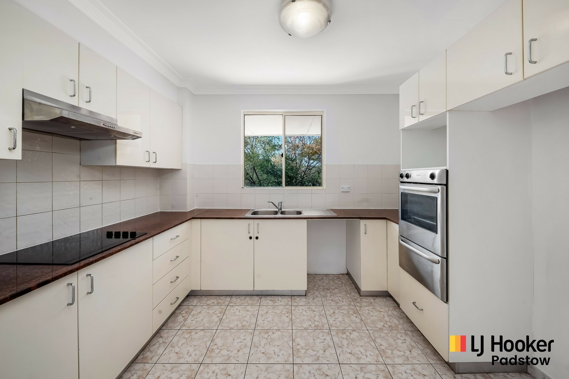 16/11 Webb Street, RIVERWOOD