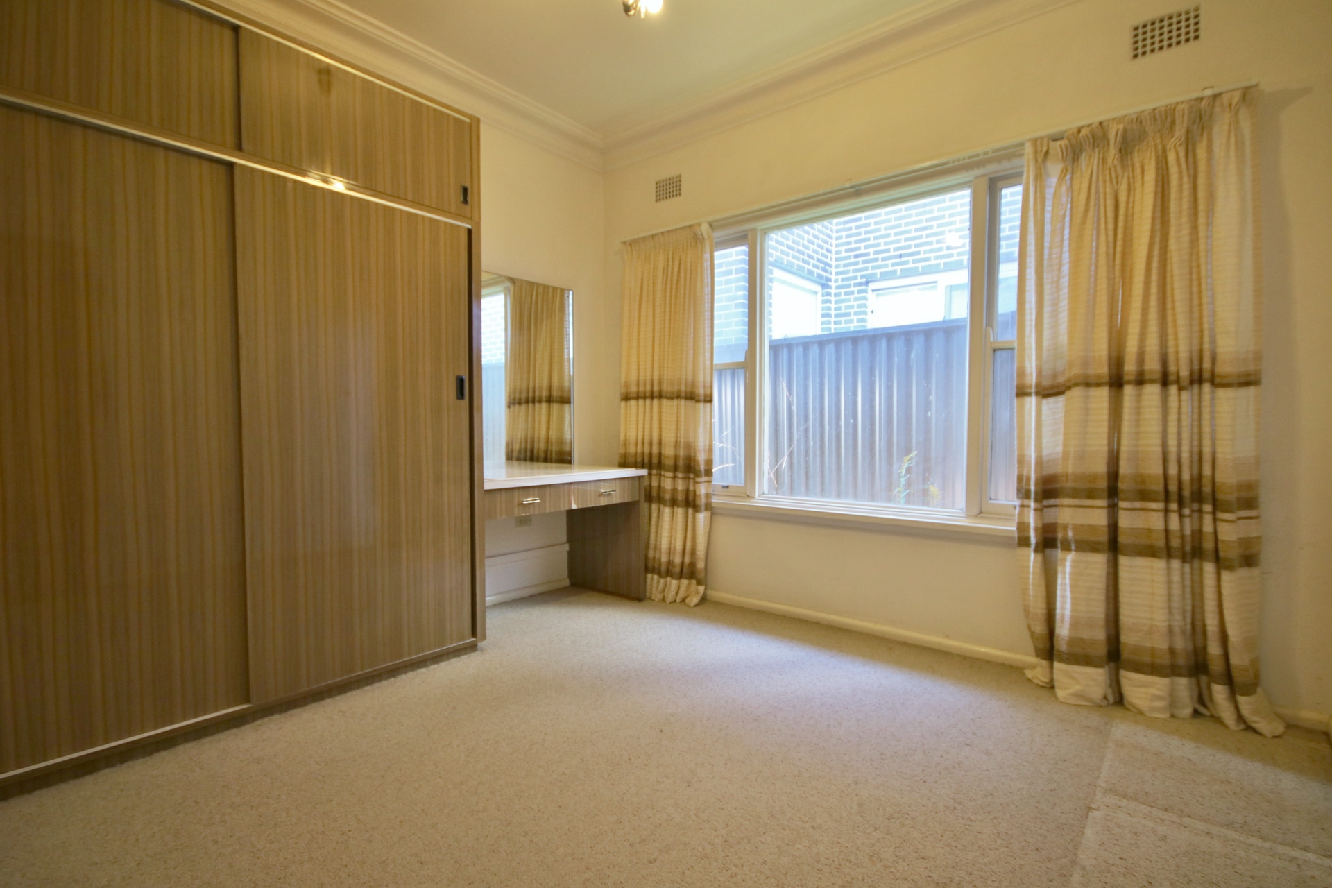 32 Greenway Parade, REVESBY