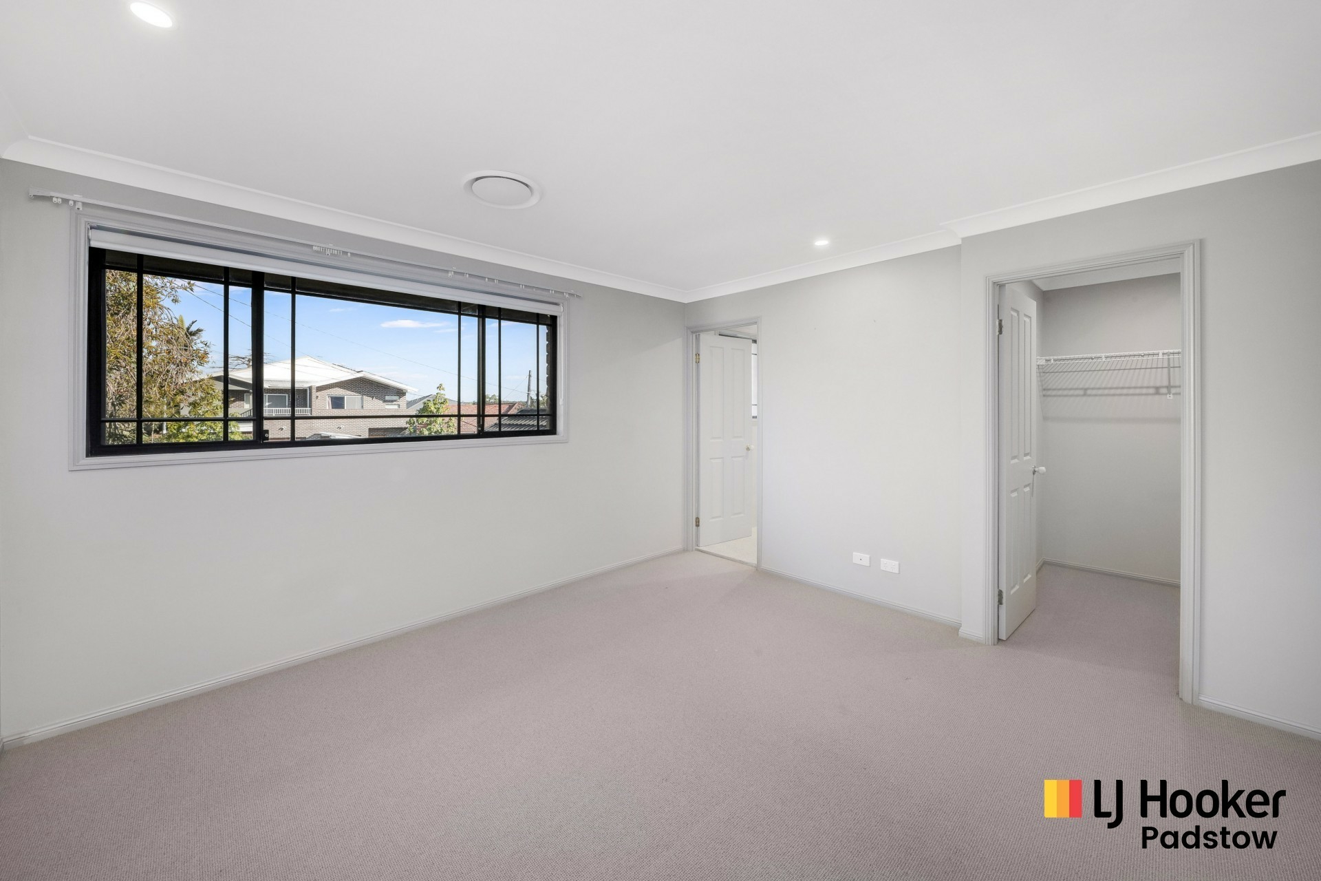 24 Donald Street, PICNIC POINT