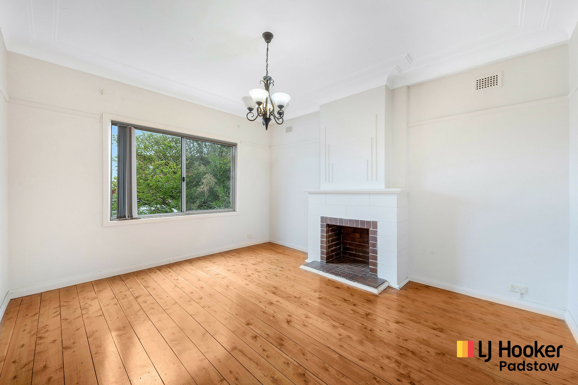 13 Gibson Avenue, PADSTOW