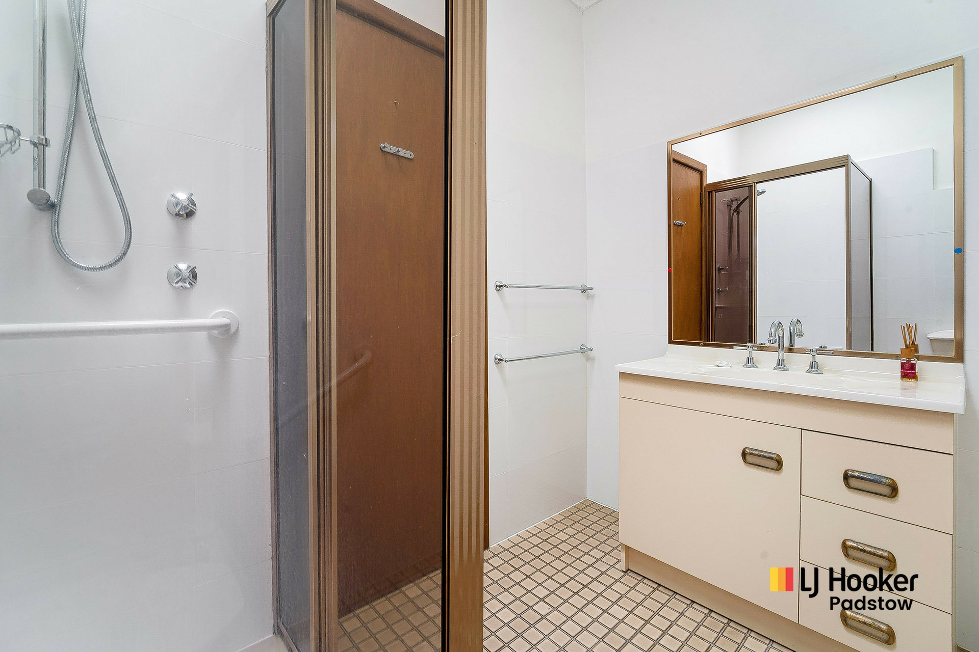 5 Langdale Avenue, REVESBY