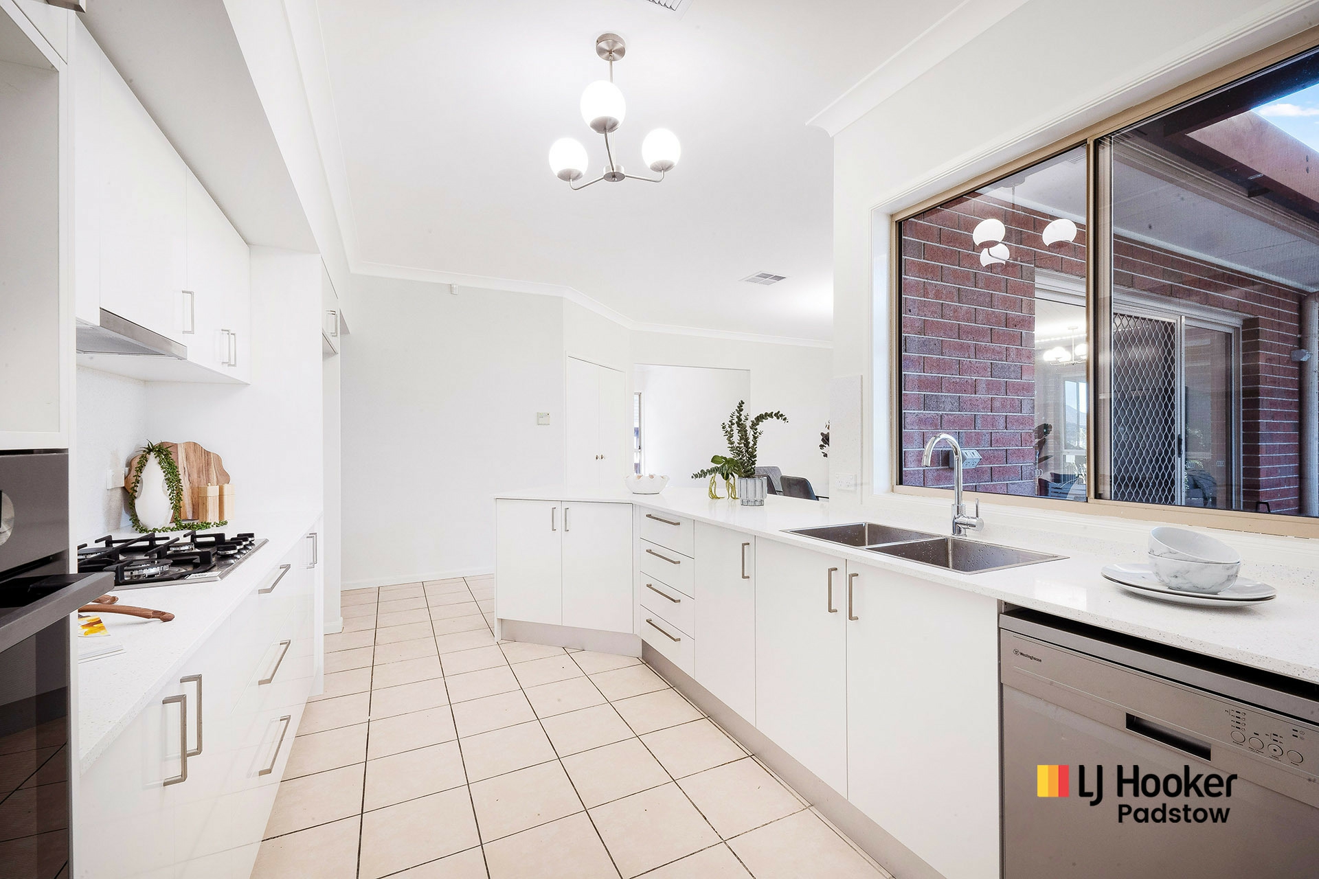 51 Burns Road, PICNIC POINT