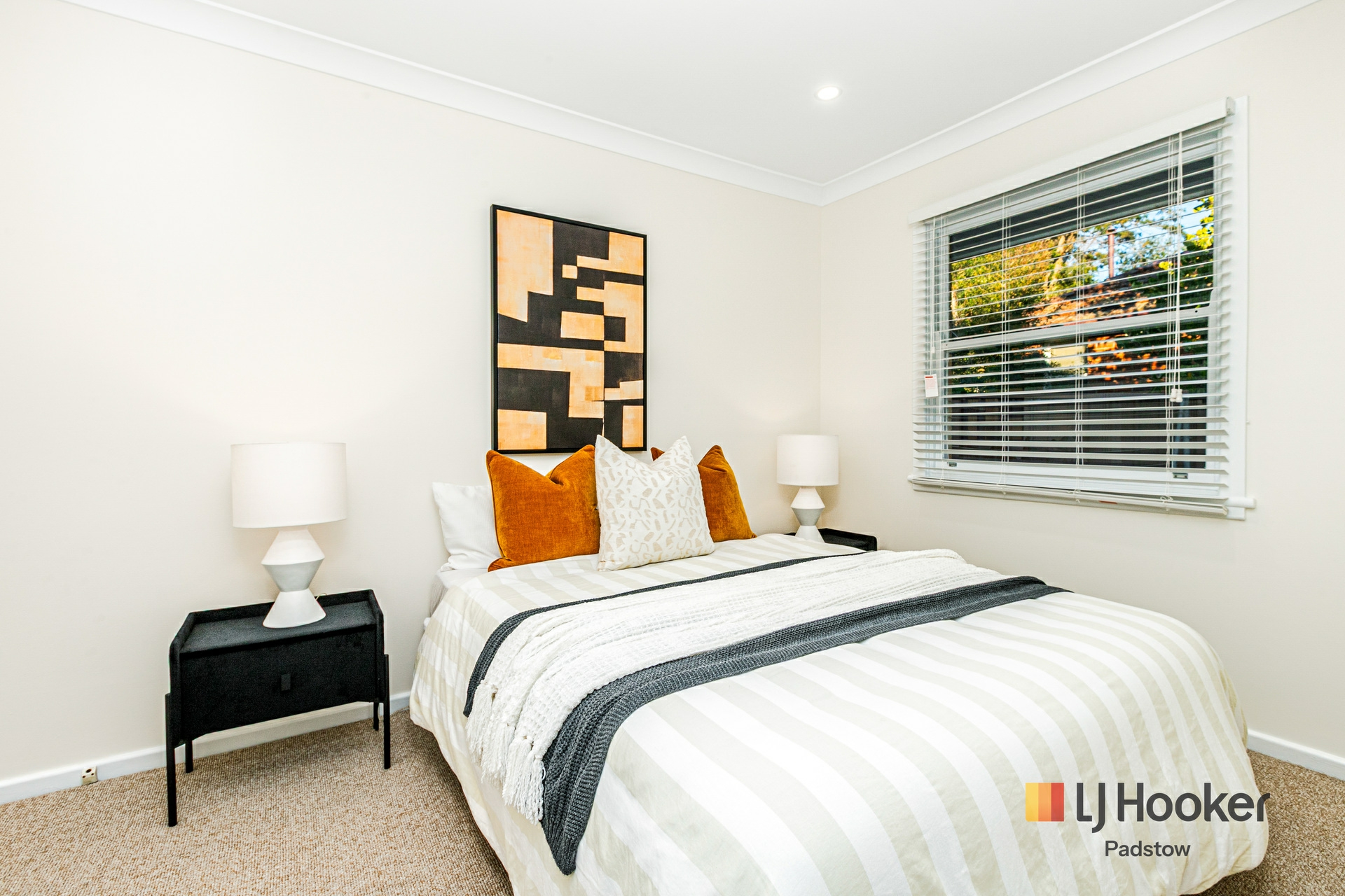 1/9 Wilberforce Road — photo 7 of 13