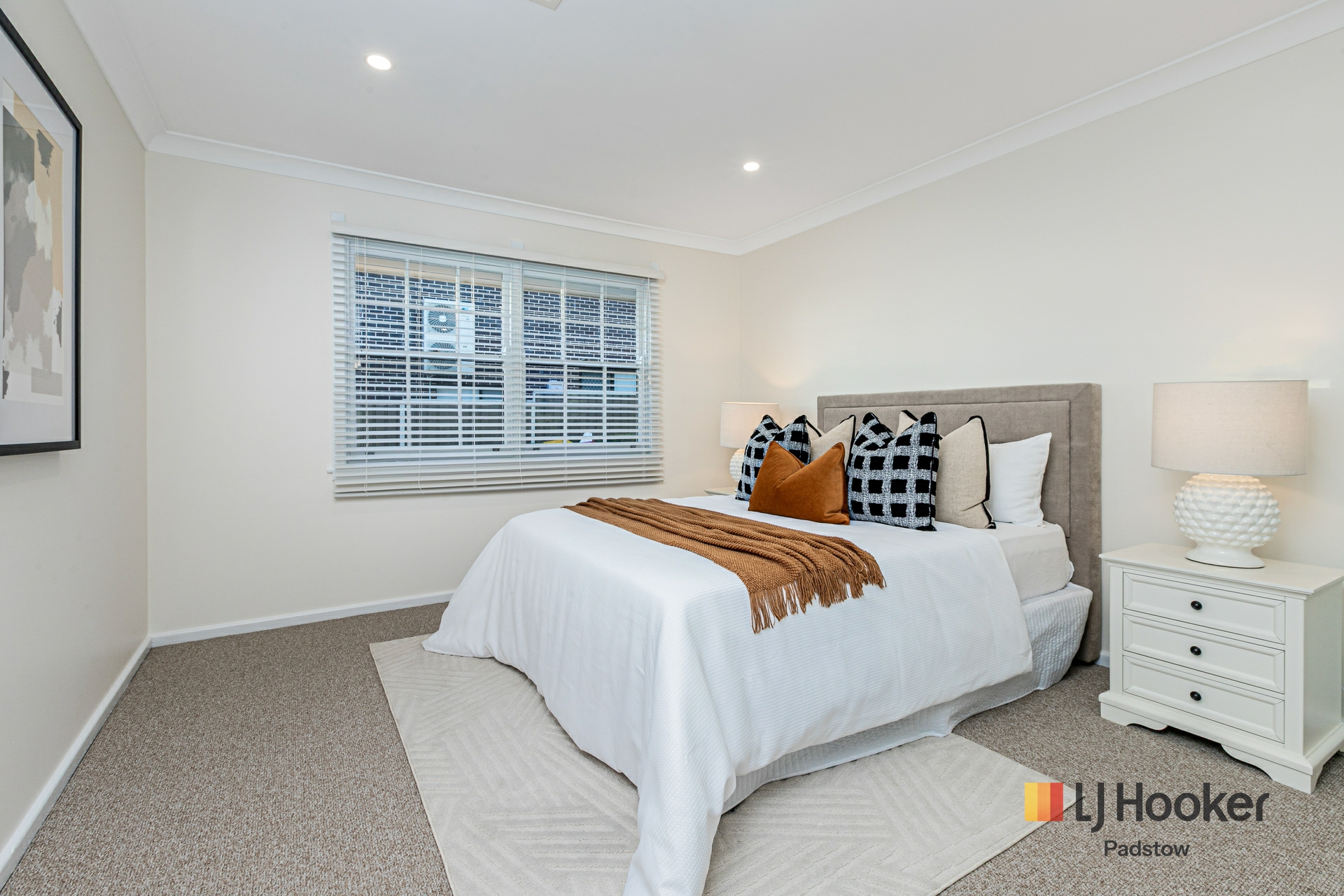 1/9 Wilberforce Road — photo 8 of 13