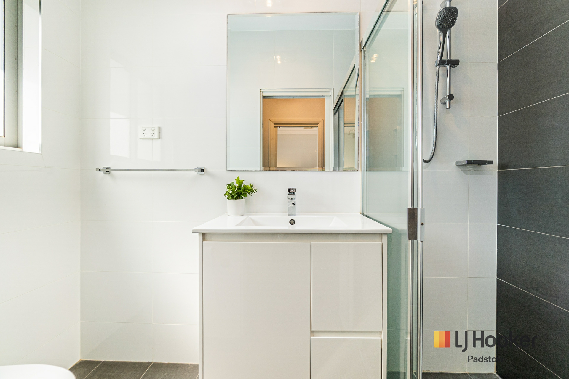 72 Orient Road — photo 12 of 15