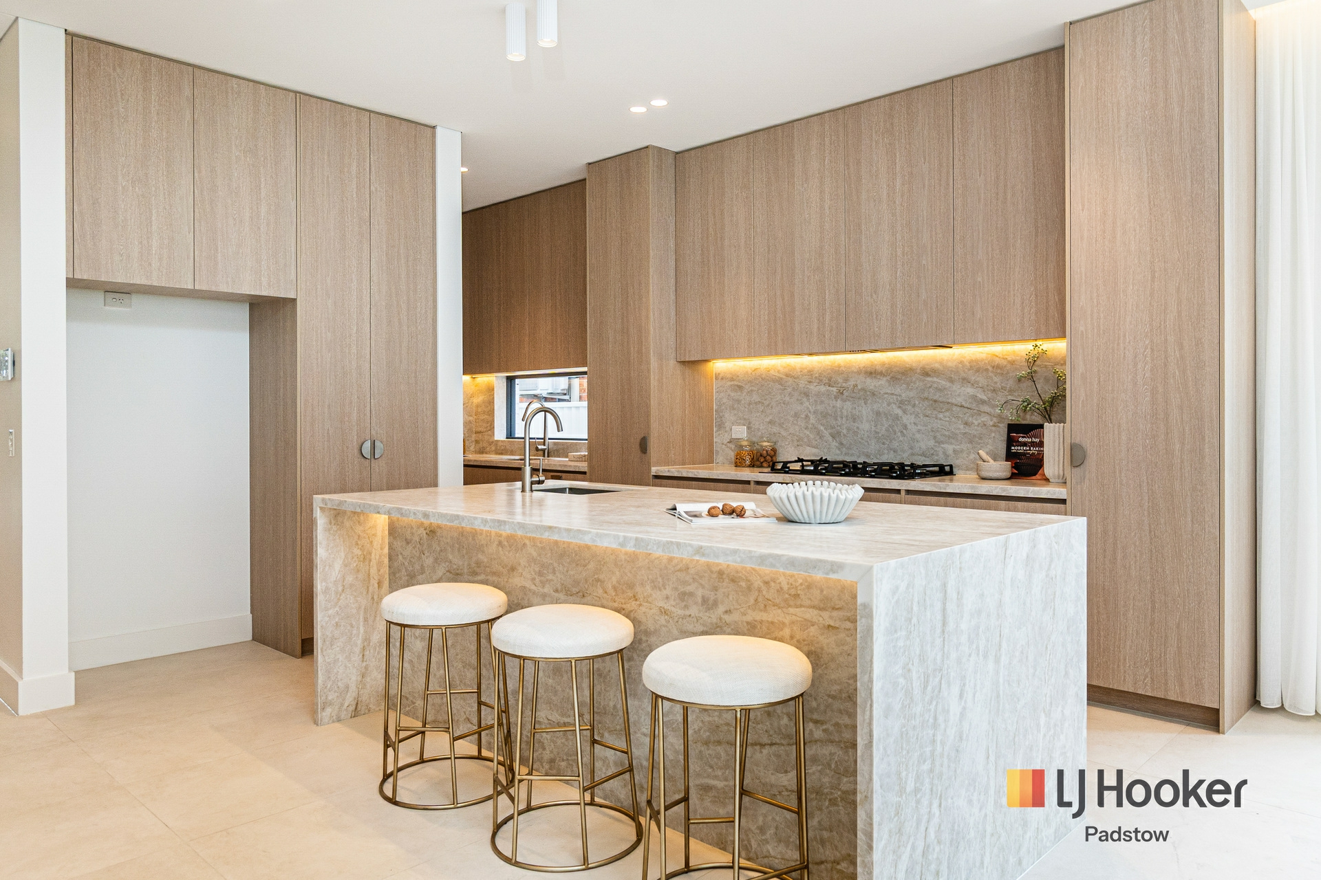 13 Carew Street — photo 5 of 21