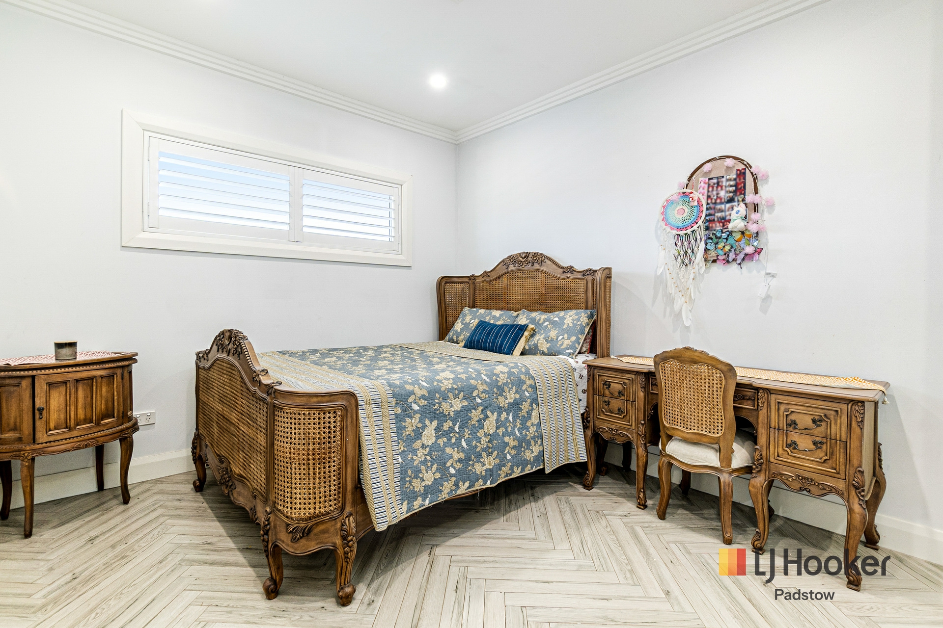 48 Wall Avenue — photo 10 of 12