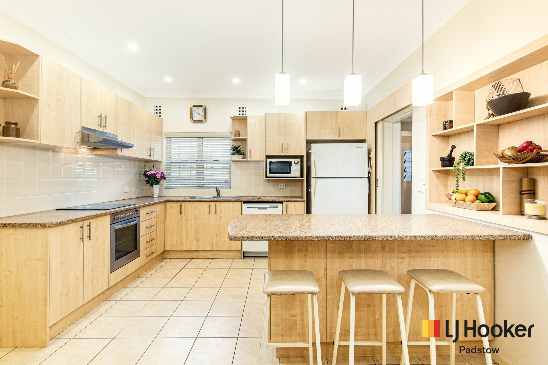 92 Faraday Road — photo 4 of 11