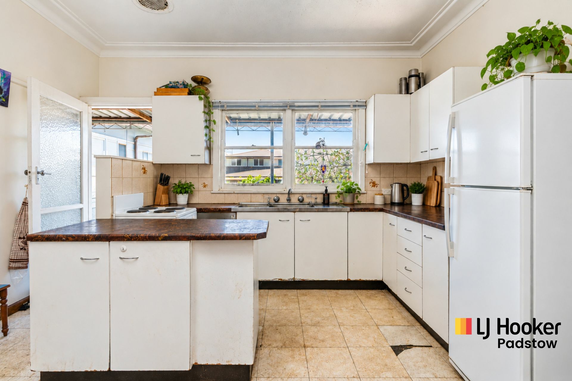 14 Kiama Street — photo 6 of 13
