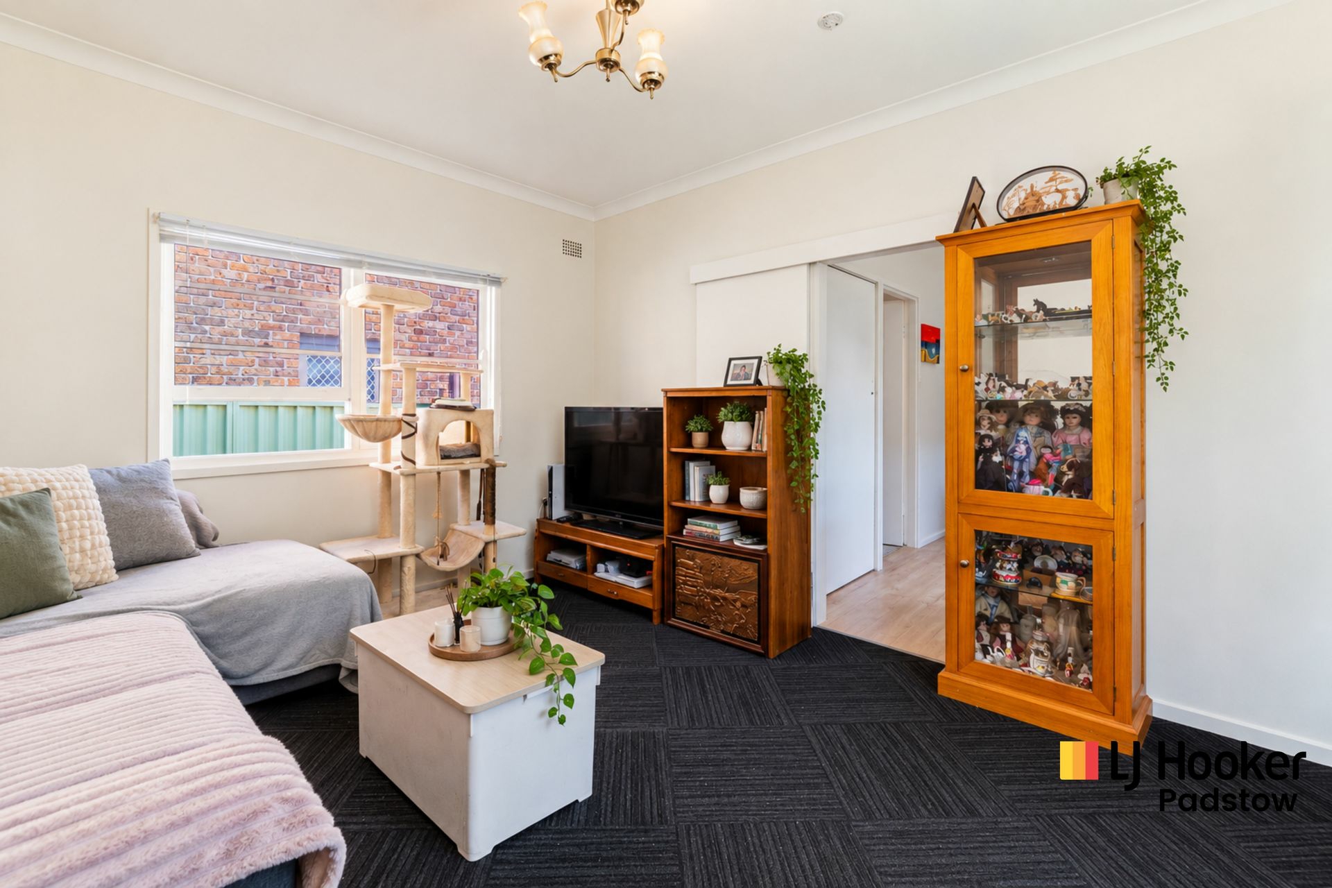 14 Kiama Street — photo 7 of 13