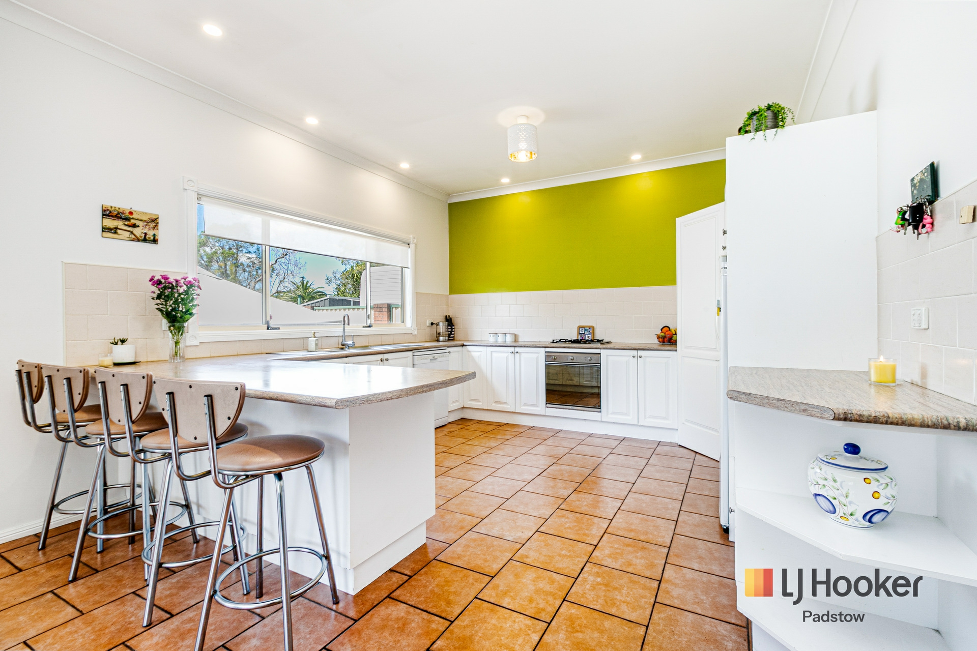 43 Hydrae Street — photo 4 of 15