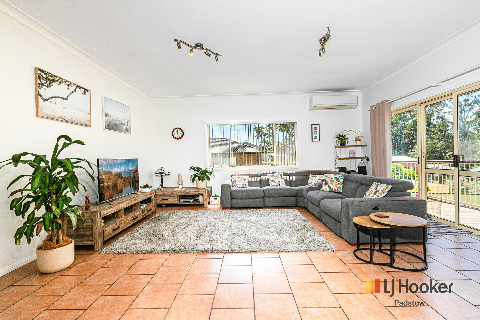 43 Hydrae Street — photo 5 of 15
