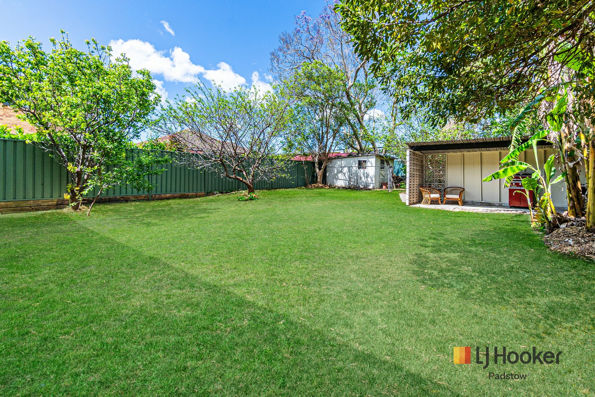 10 Helga Avenue — photo 3 of 14