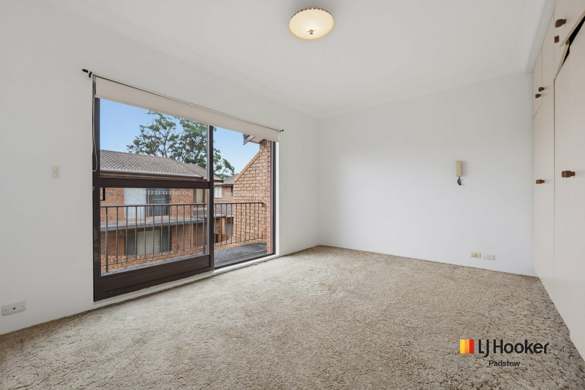 28/108 Gibson Avenue — photo 4 of 6