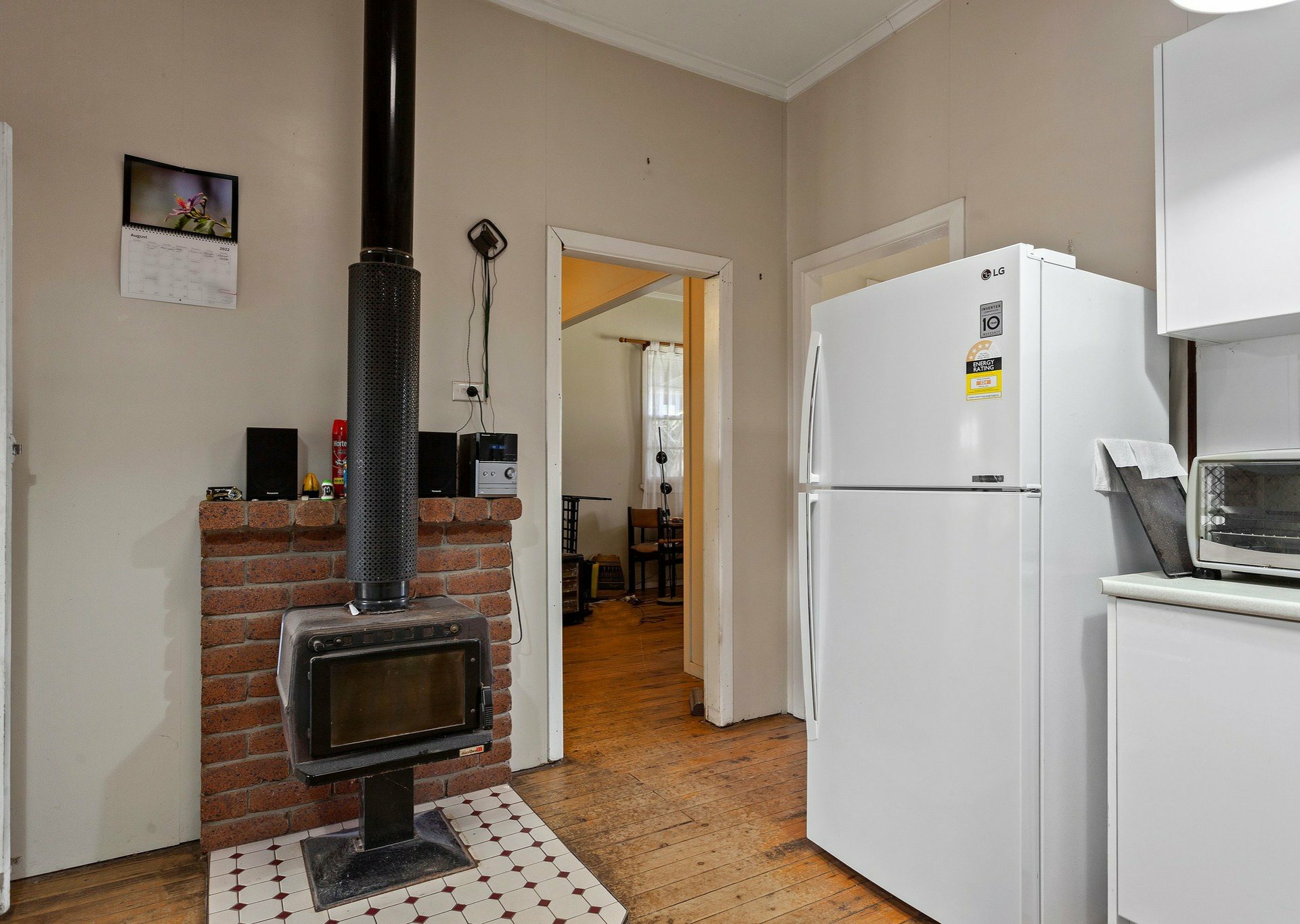 8 Brazier Road — photo 5 of 10