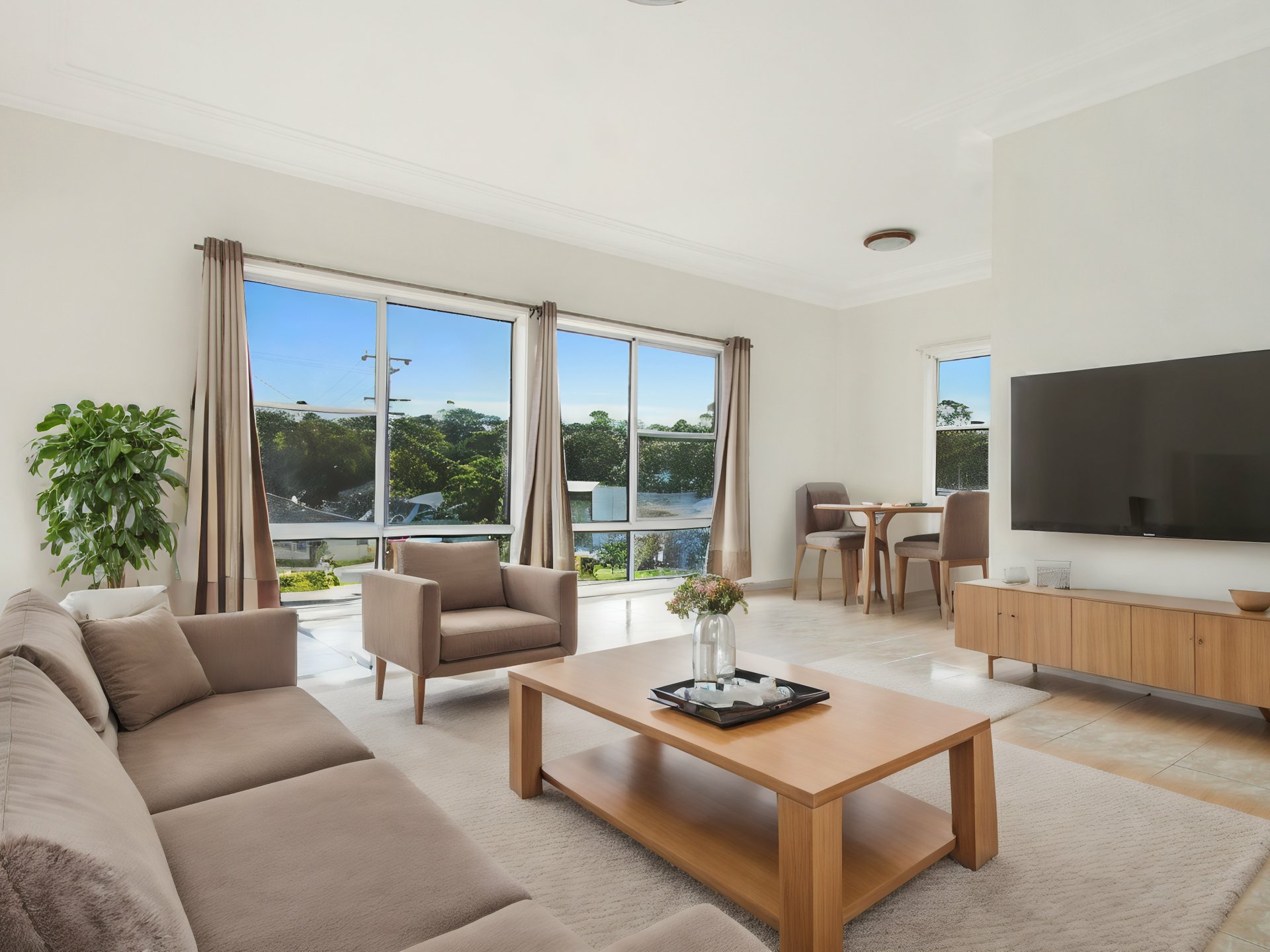 31 London Drive, WEST WOLLONGONG