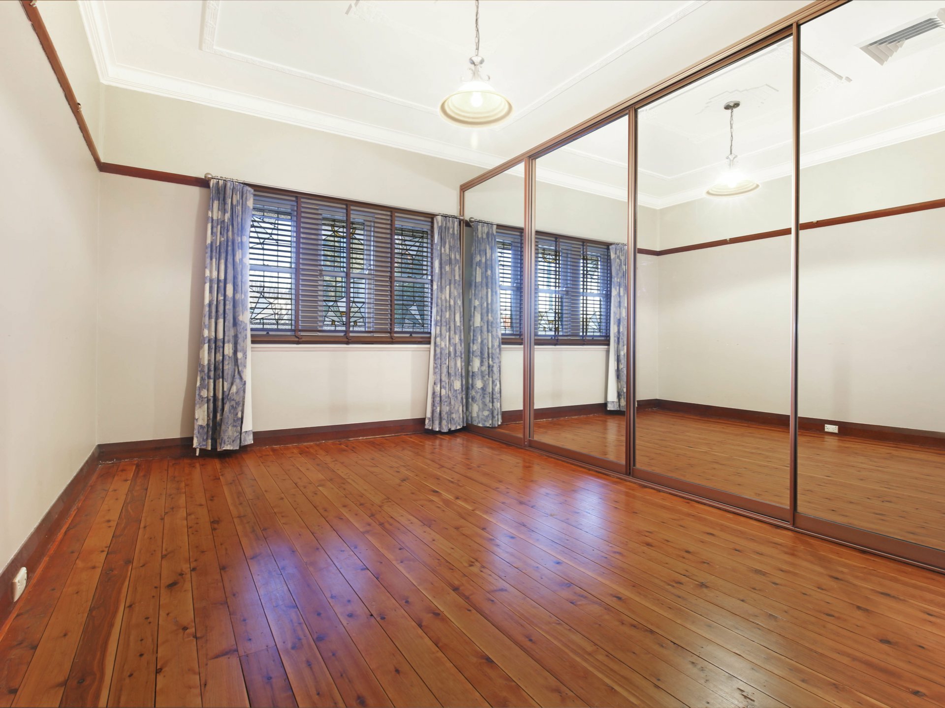 37 Rosemont Street, WEST WOLLONGONG