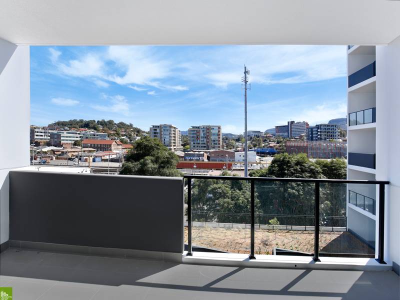 301/14-18 Auburn Street, WOLLONGONG