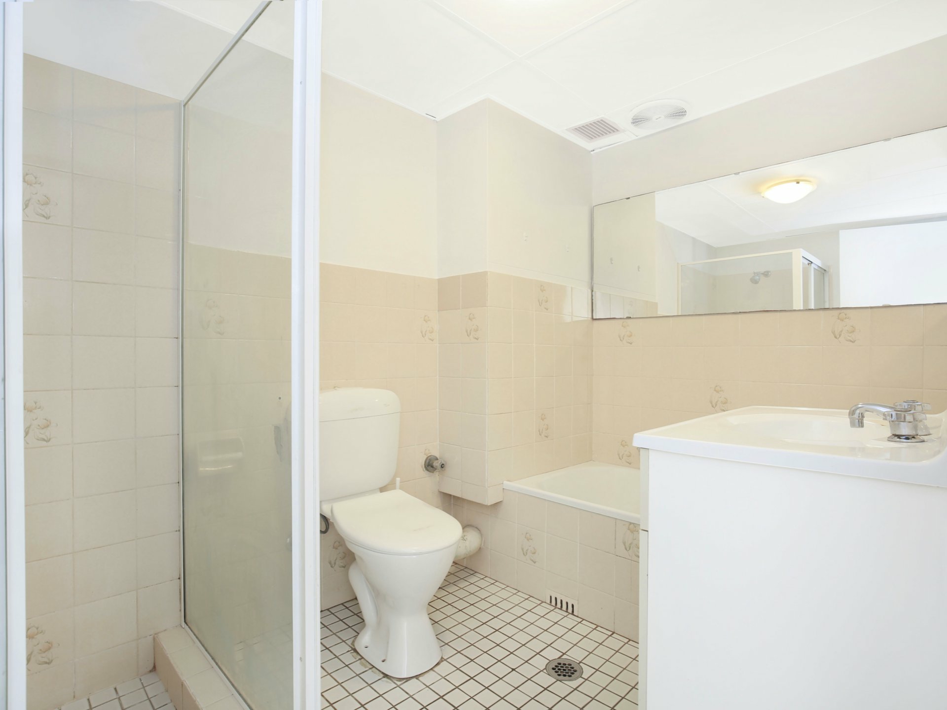 14/19-21 Church Street, WOLLONGONG