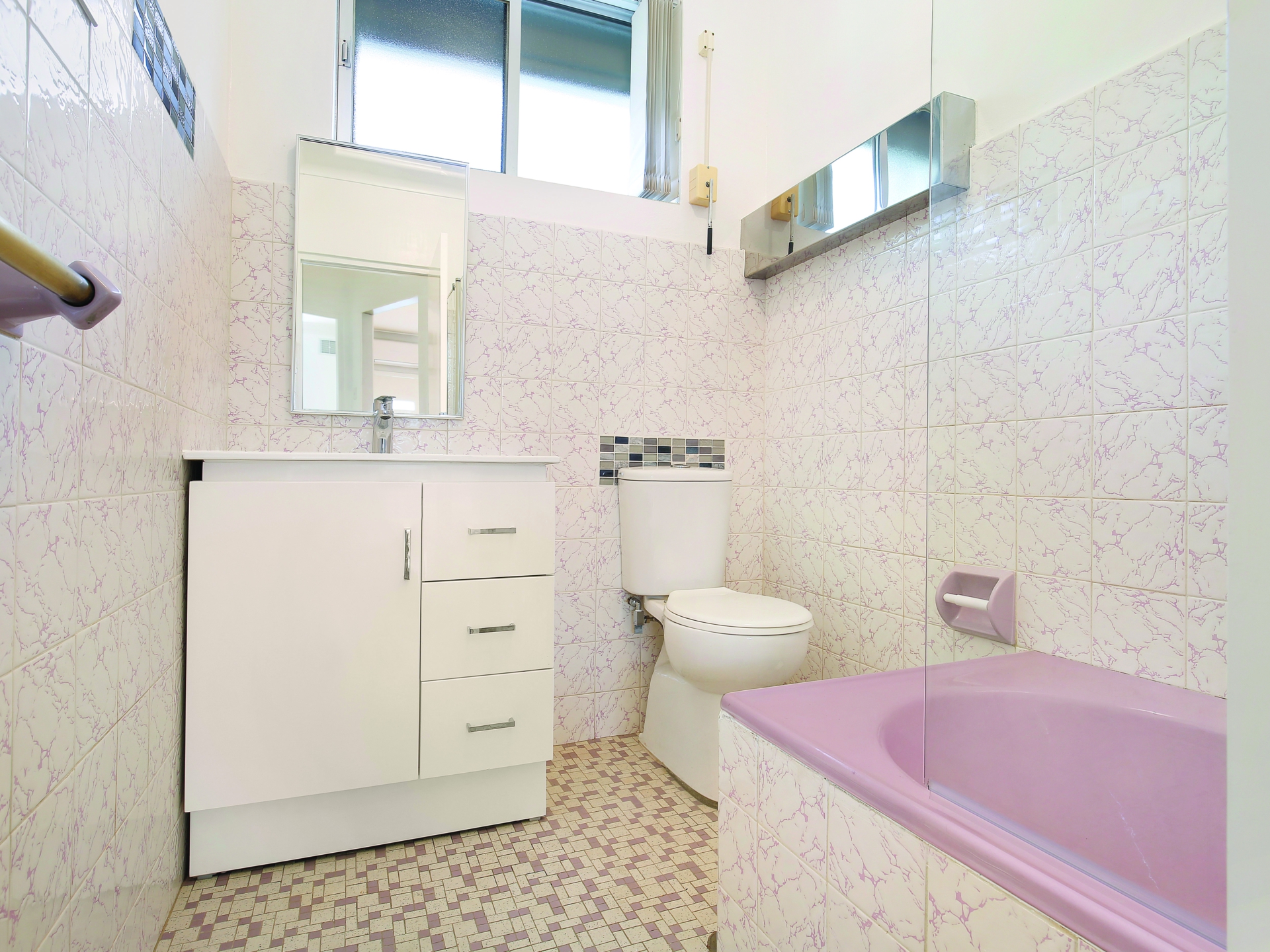 3/114 The Avenue, MOUNT SAINT THOMAS