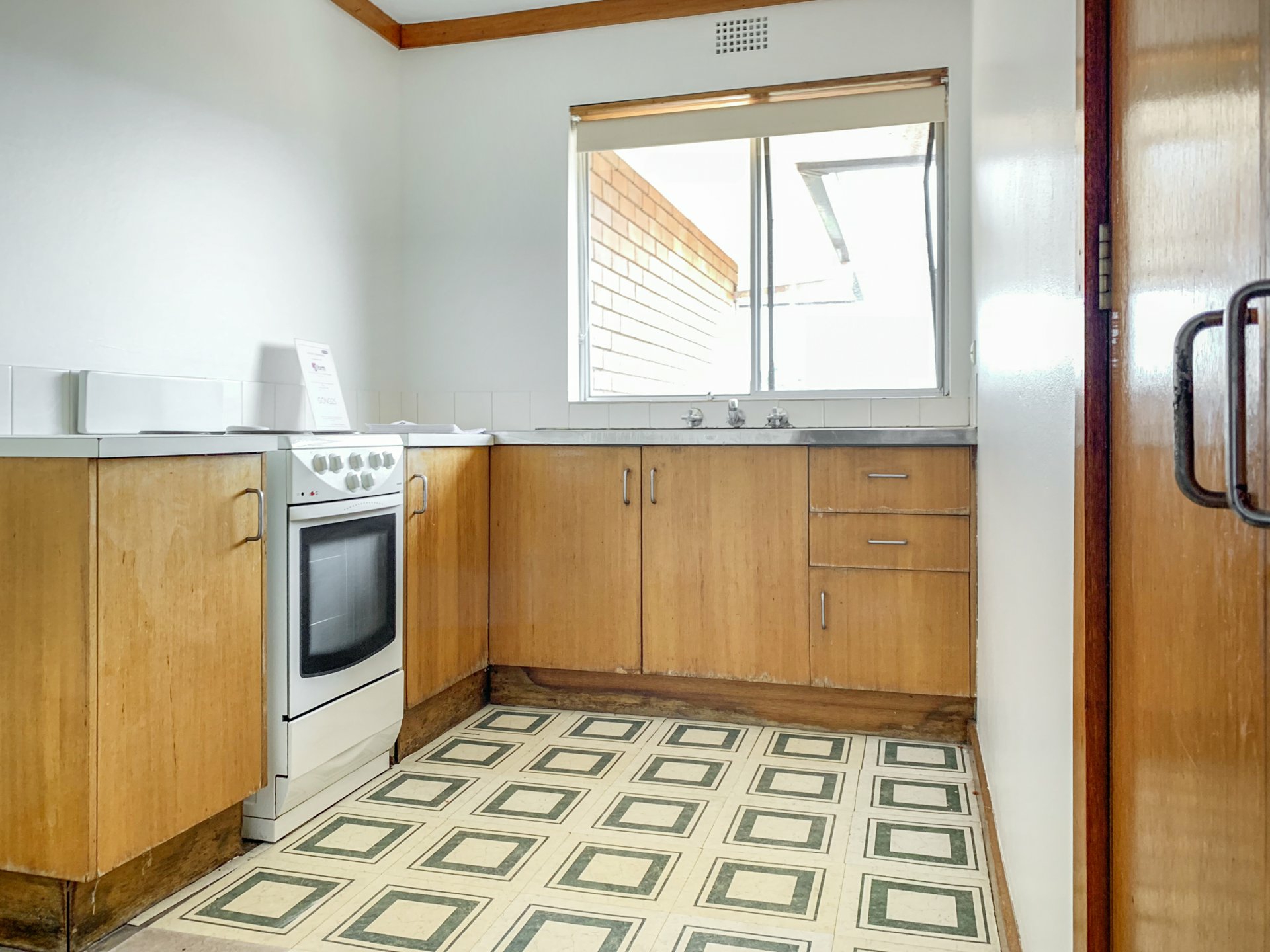10/41-43 Bourke Street, NORTH WOLLONGONG